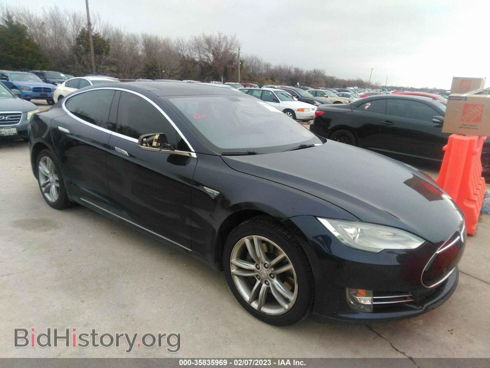 Фотография 5YJSA1CG3DFP03880 - TESLA MODEL S 2013