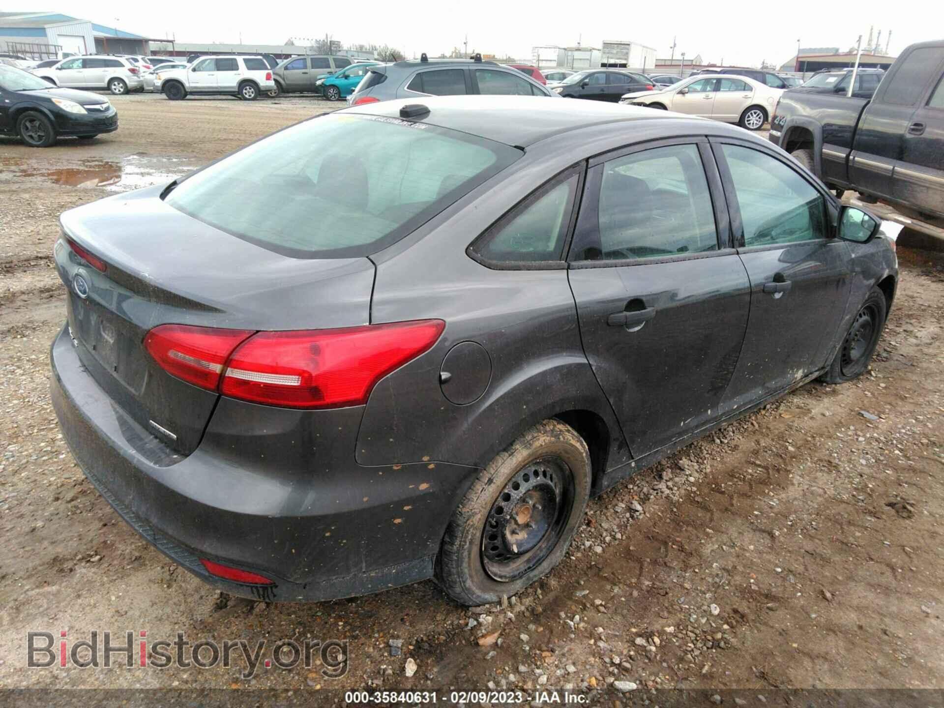 2015 FORD FOCUS - VIN: 1FADP3E20FL362383 - Photo 4