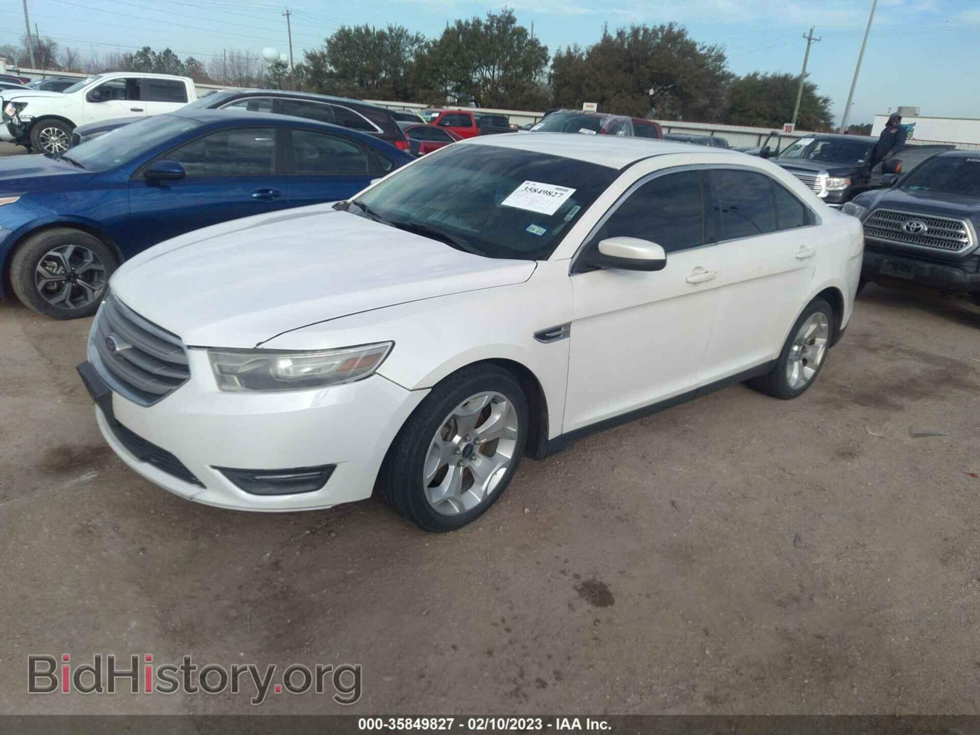 2014 FORD TAURUS - VIN: 1FAHP2E88EG123557 - Фото 2