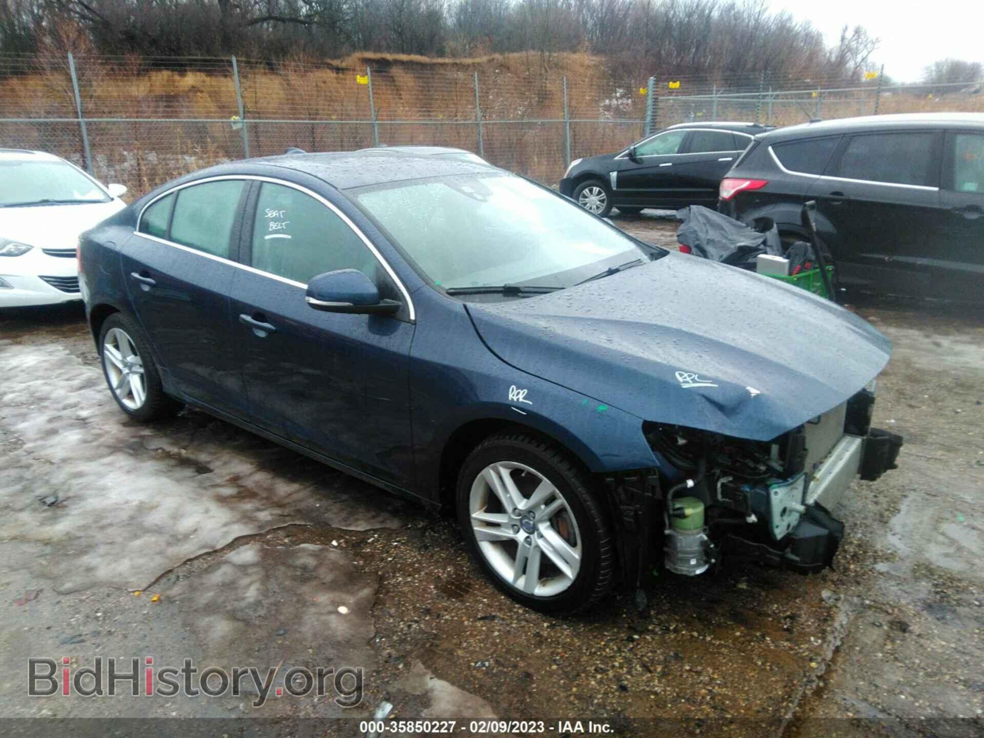 Photo YV1612FS4E1295014 - VOLVO S60 2014