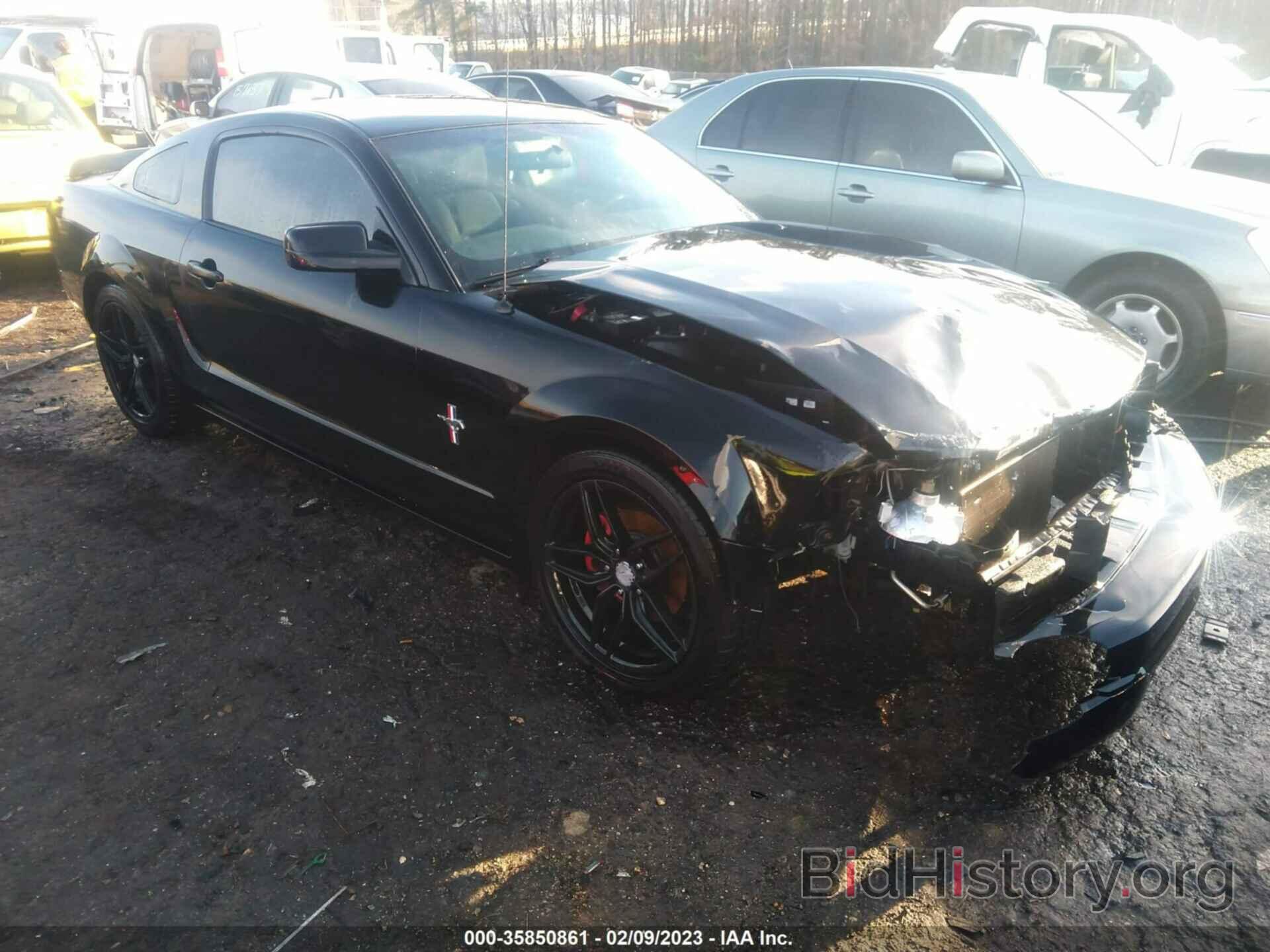 Photo 1ZVHT80N995136211 - FORD MUSTANG 2009