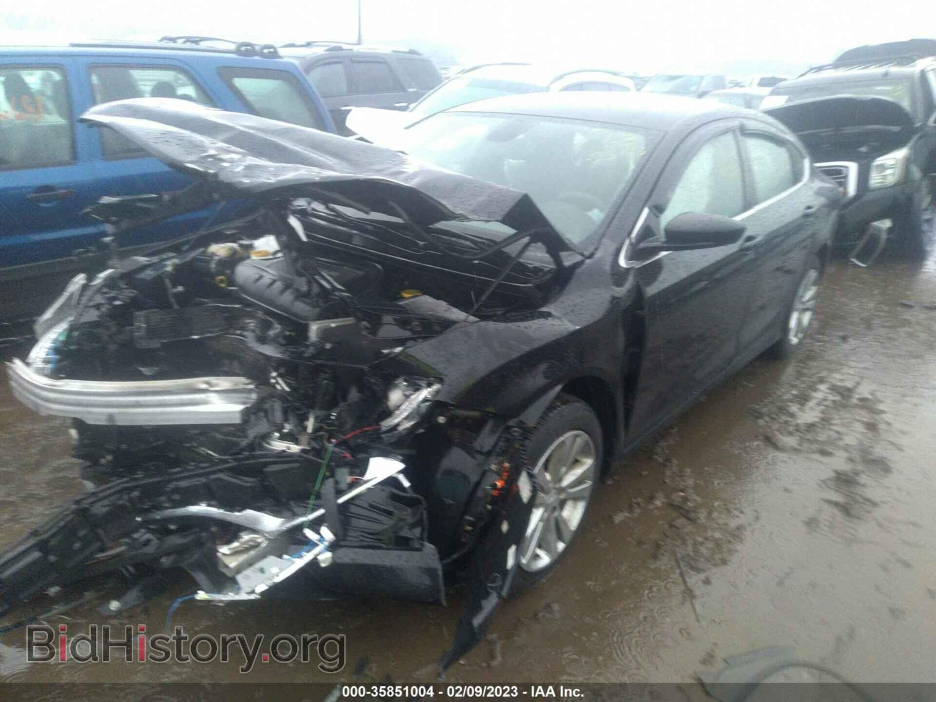 2015 CHRYSLER 200 - VIN: 1C3CCCAB3FN682913 - Фото 2