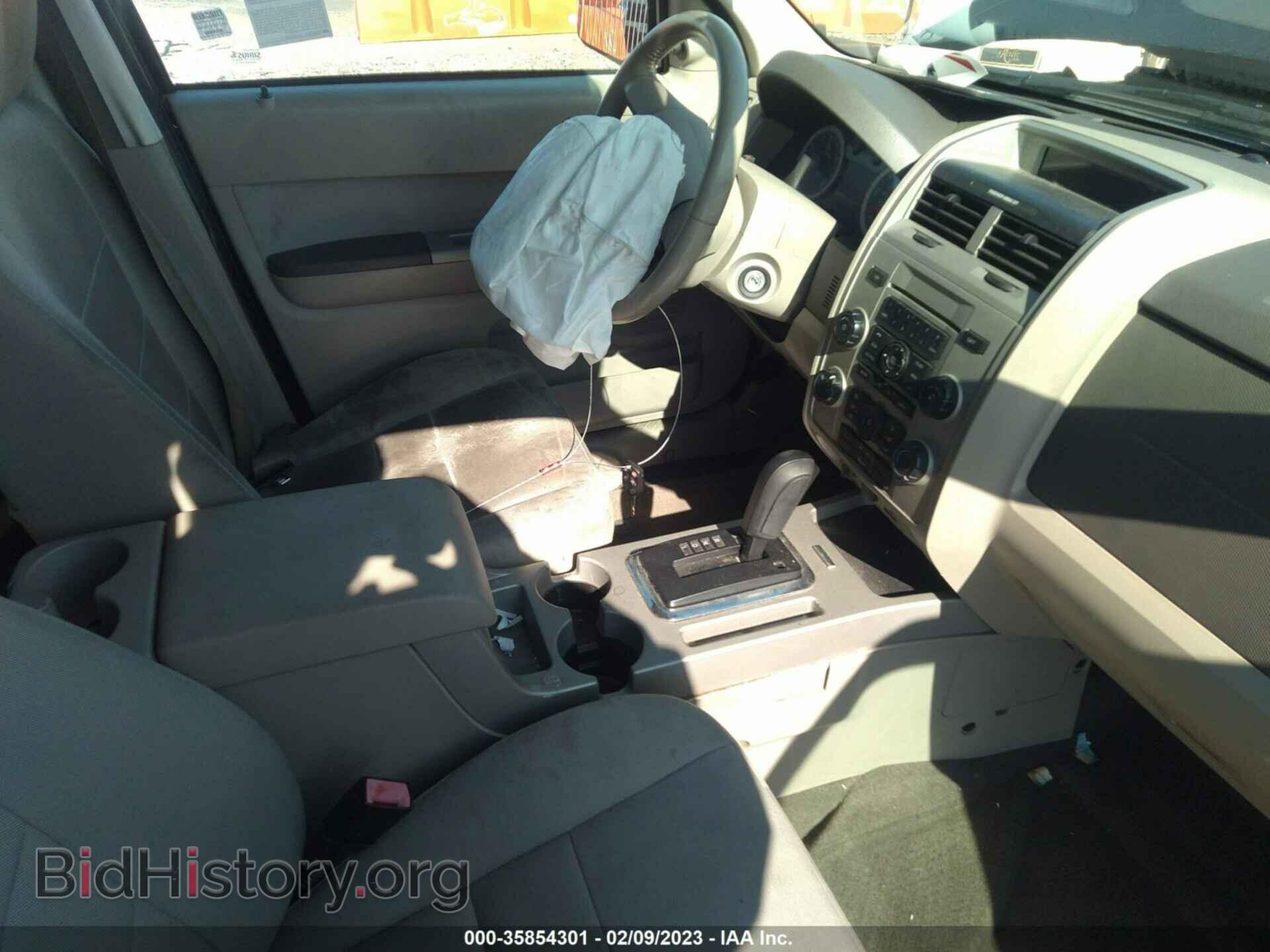 2011 FORD ESCAPE - VIN: 1FMCU0D79BKB25672 - Фото 5