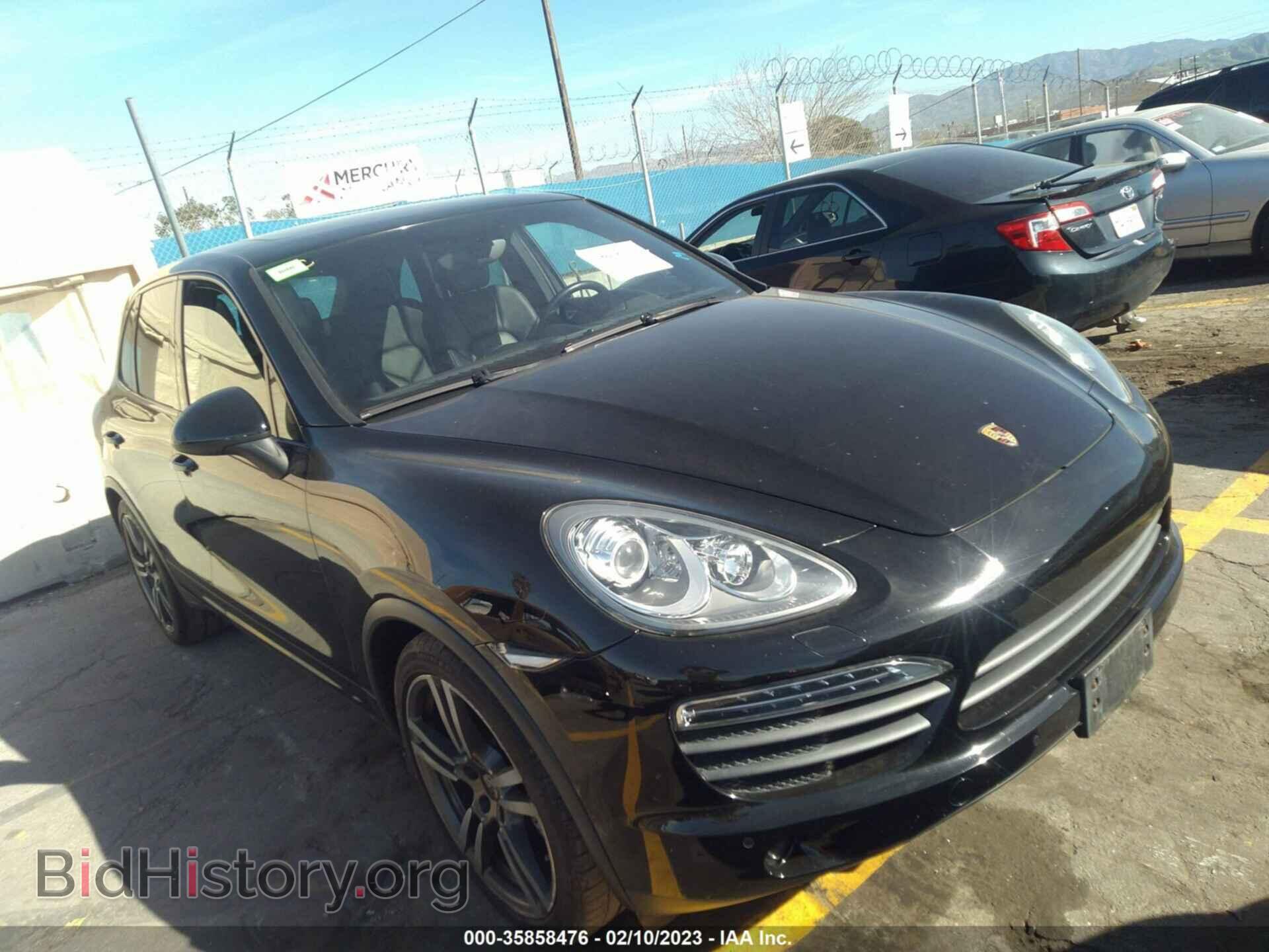 Фотография WP1AB2A22CLA46215 - PORSCHE CAYENNE 2012