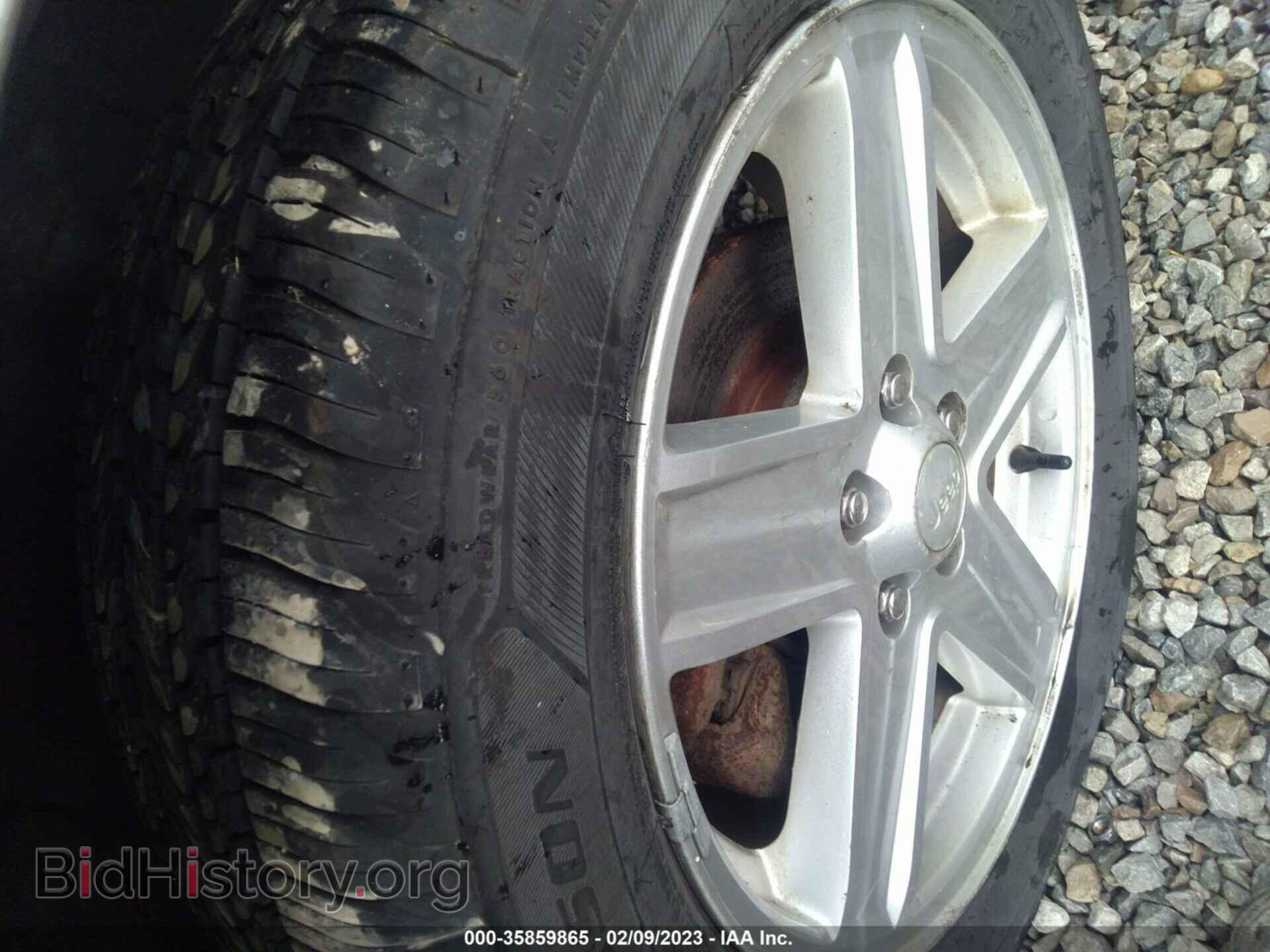 2007 JEEP COMPASS - VIN: 1J8FF47W17D166310 - Photo 11