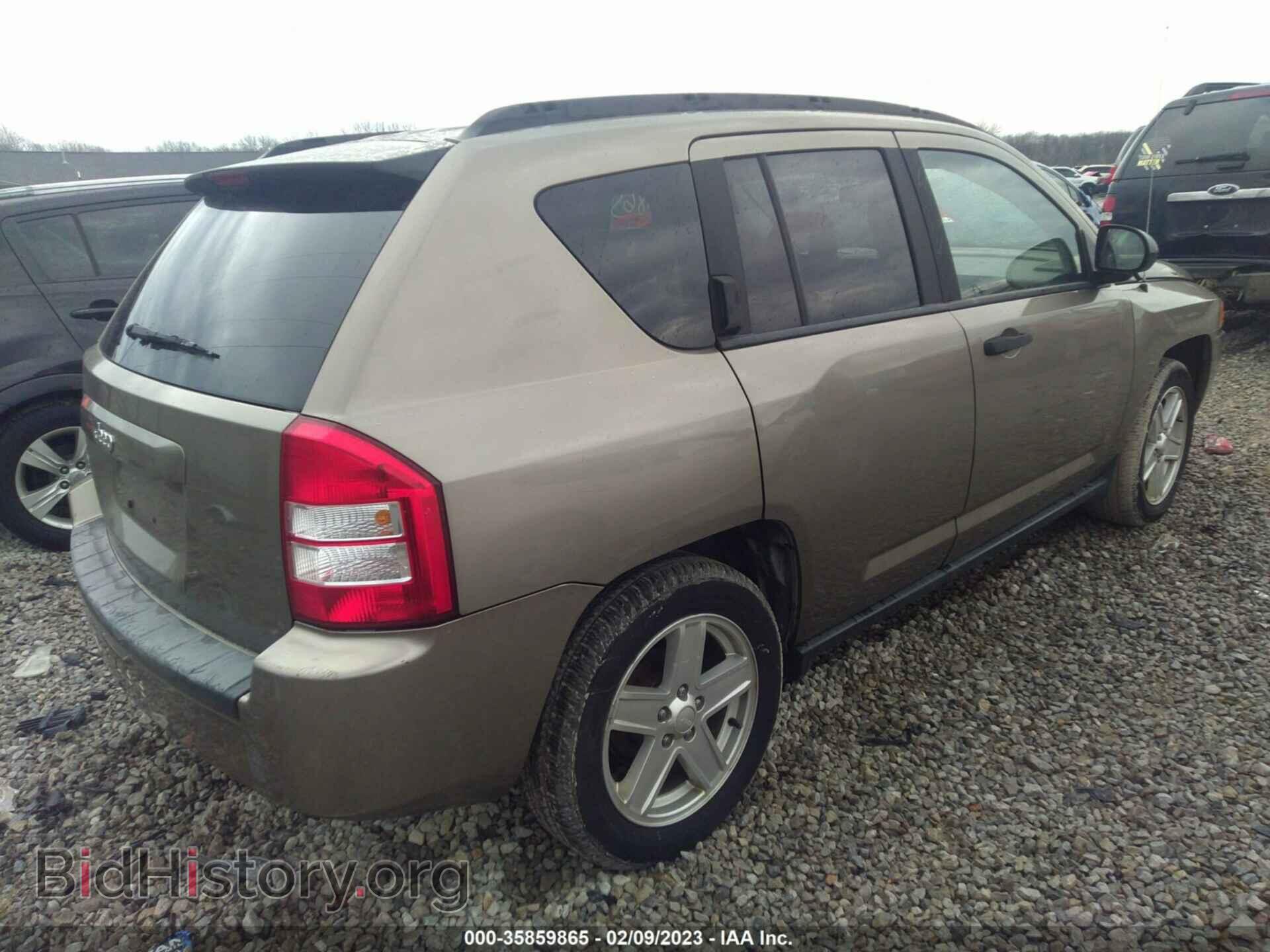 2007 JEEP COMPASS - VIN: 1J8FF47W17D166310 - Photo 4