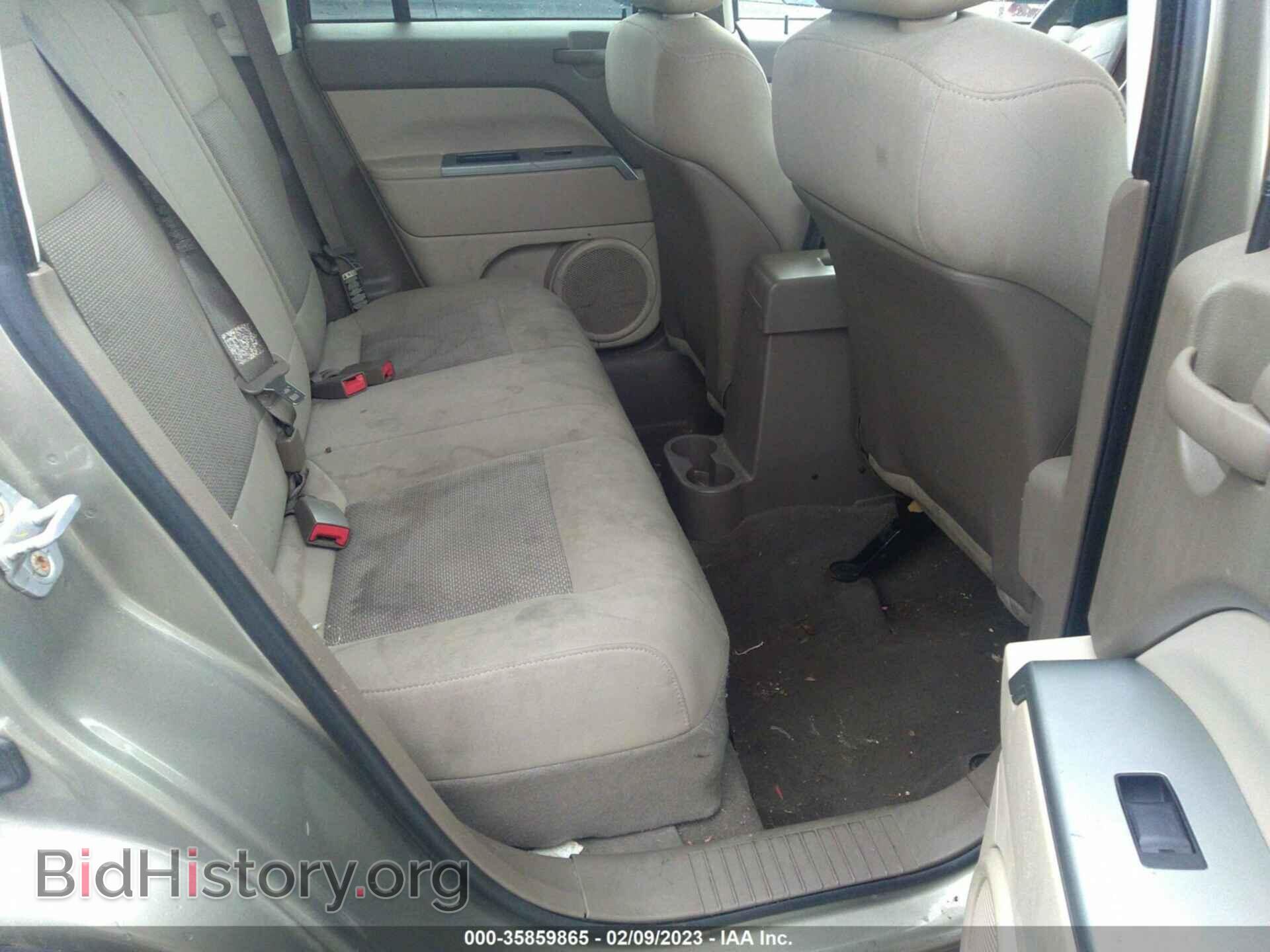 2007 JEEP COMPASS - VIN: 1J8FF47W17D166310 - Photo 8