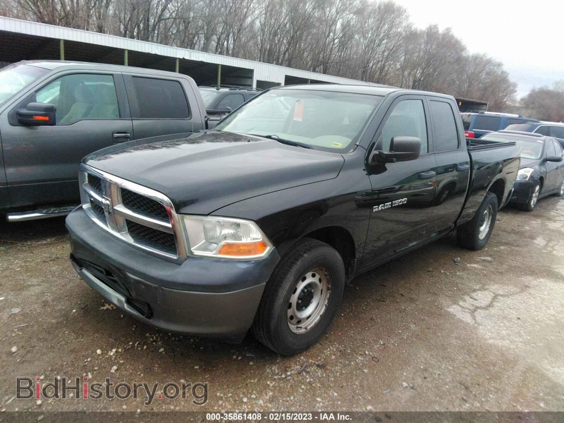 2011 RAM 1500 - VIN: 1D7RB1GP0BS593222 - Фото 2