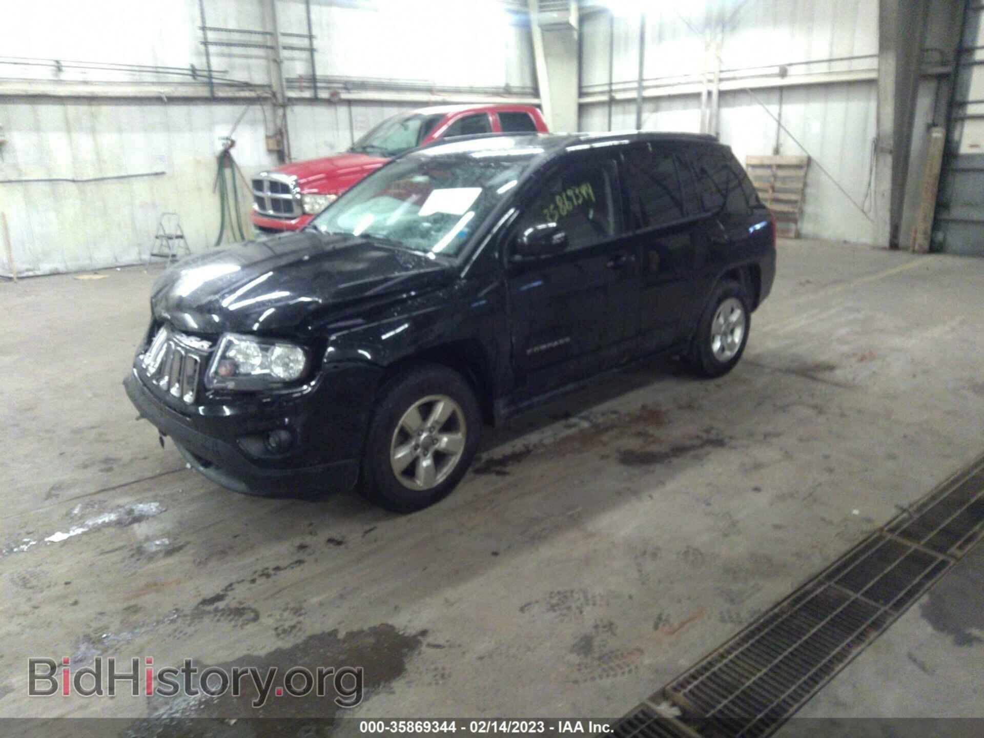 2014 JEEP COMPASS - VIN: 1C4NJCEA5ED563339 - Фото 2