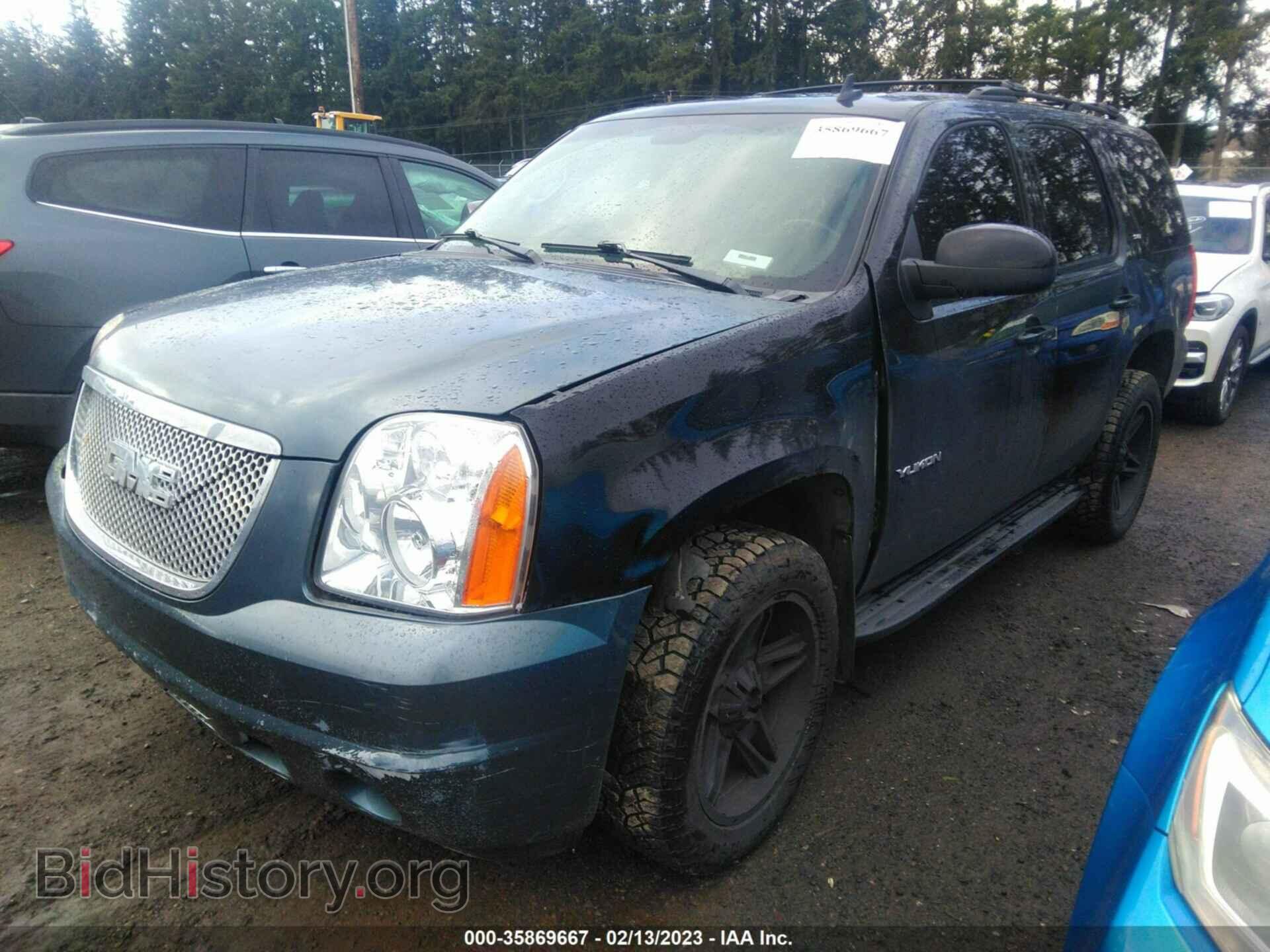 2011 GMC YUKON - VIN: 1GKS2CE05BR342575 - Фото 2