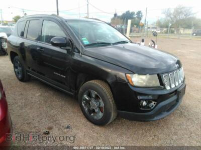 2014 Jeep COMPASS Latitude, черный — VIN 1C4NJCEA8ED555803, IAAI