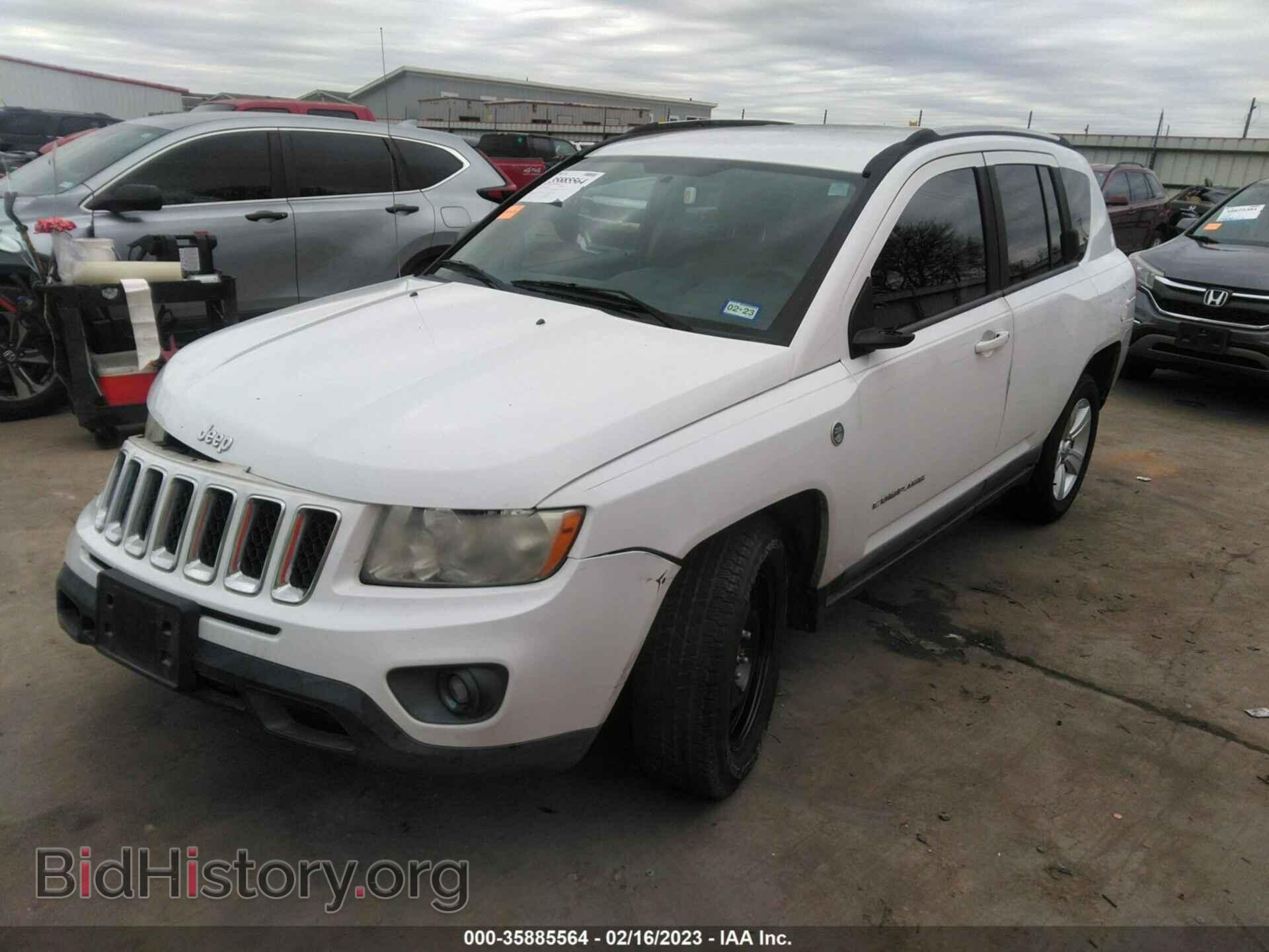 2011 JEEP COMPASS - VIN: 1J4NF1FB0BD159366 - Фото 2