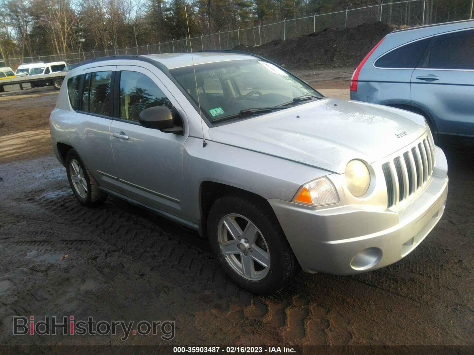 Photo 1J4NF4FB5AD592942 - JEEP COMPASS 2010