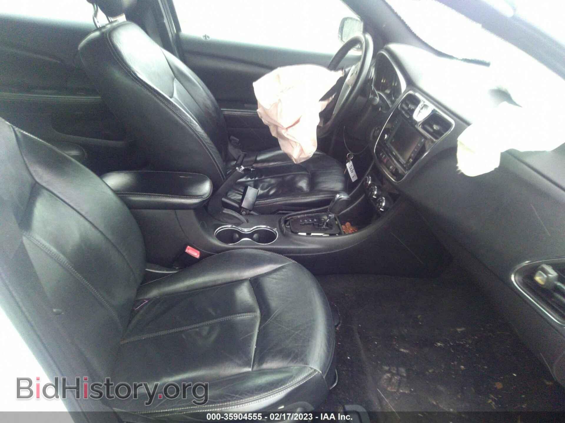 2011 CHRYSLER 200 - VIN: 1C3BC2FB7BN572228 - Фото 5