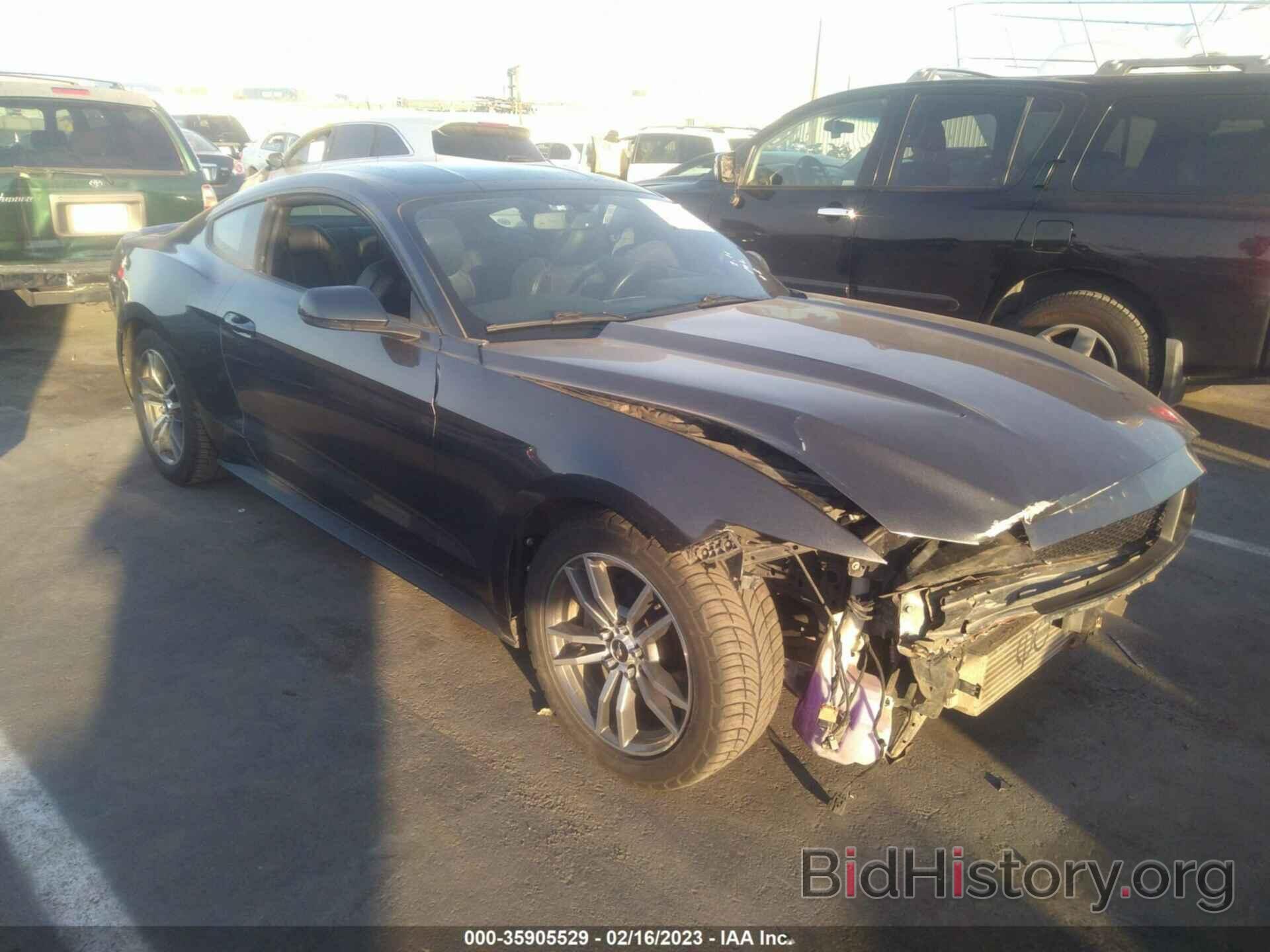 Photo 1FA6P8TH7F5364021 - FORD MUSTANG 2015