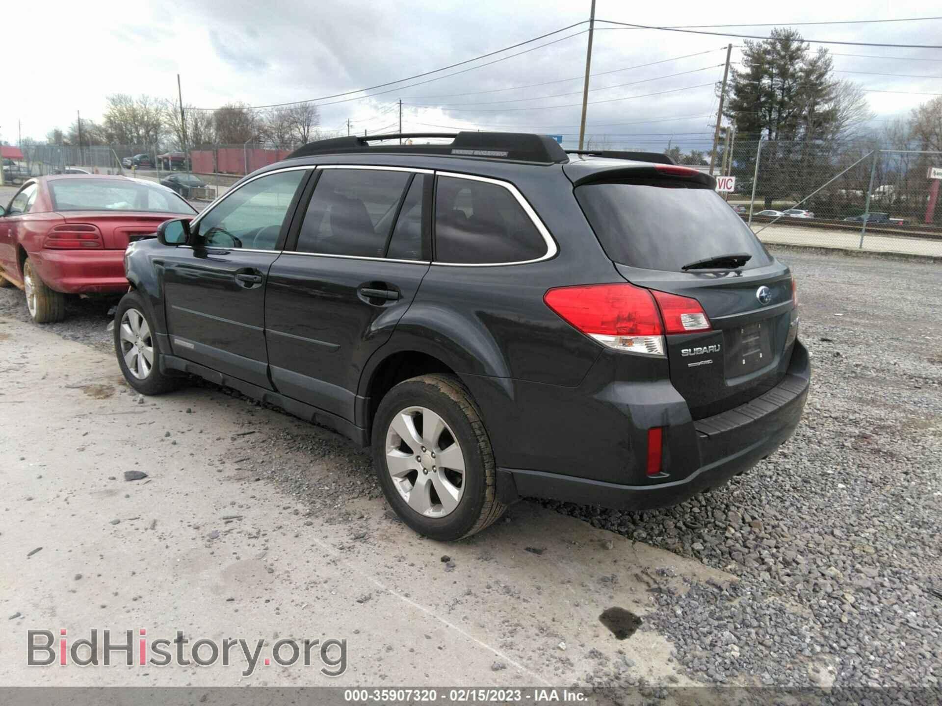 2011 SUBARU OUTBACK - VIN: 4S4BRCCC8B3401122 - Photo 3