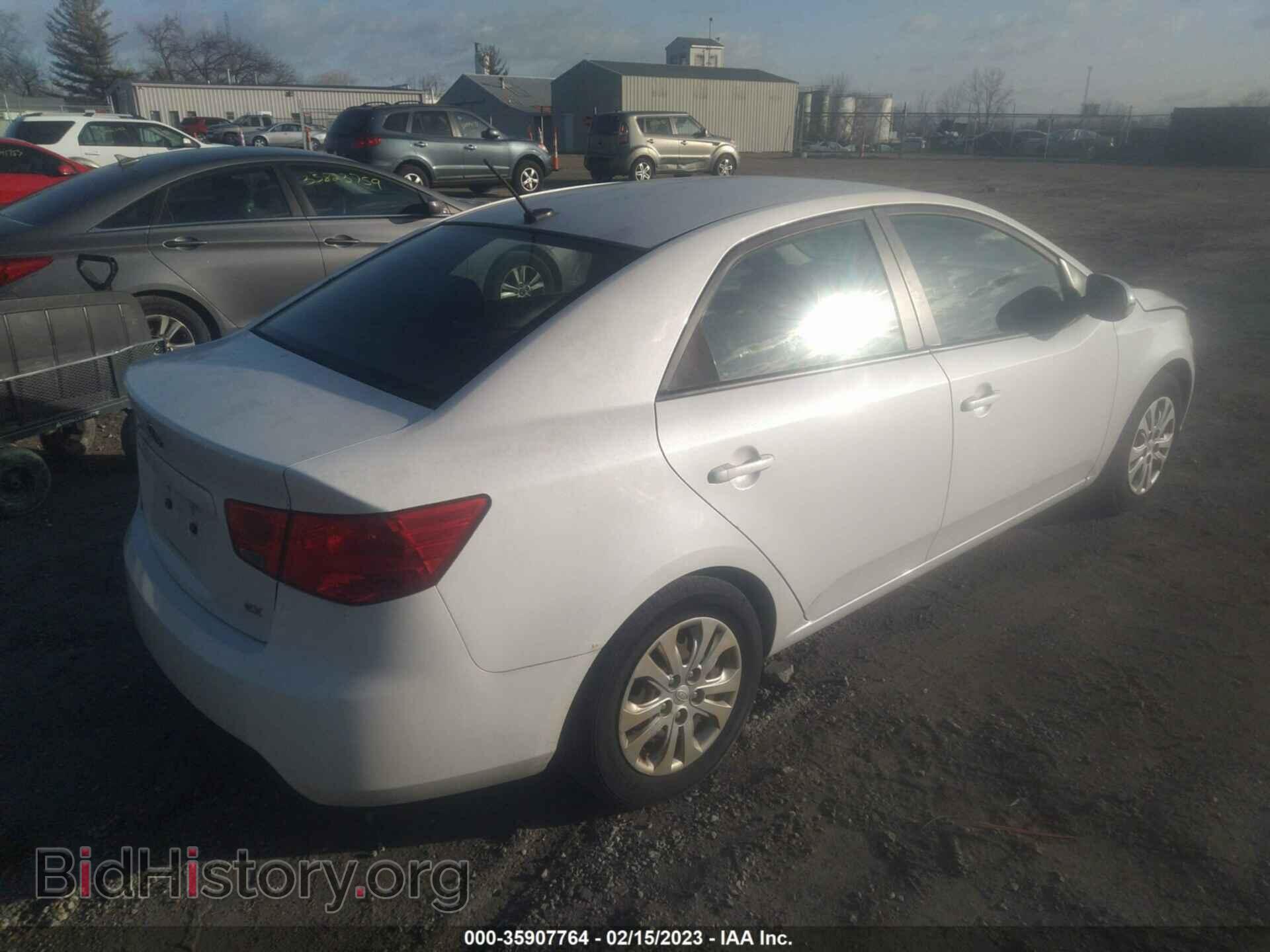 2011 KIA FORTE - VIN: KNAFU4A23B5896061 - Фото 4
