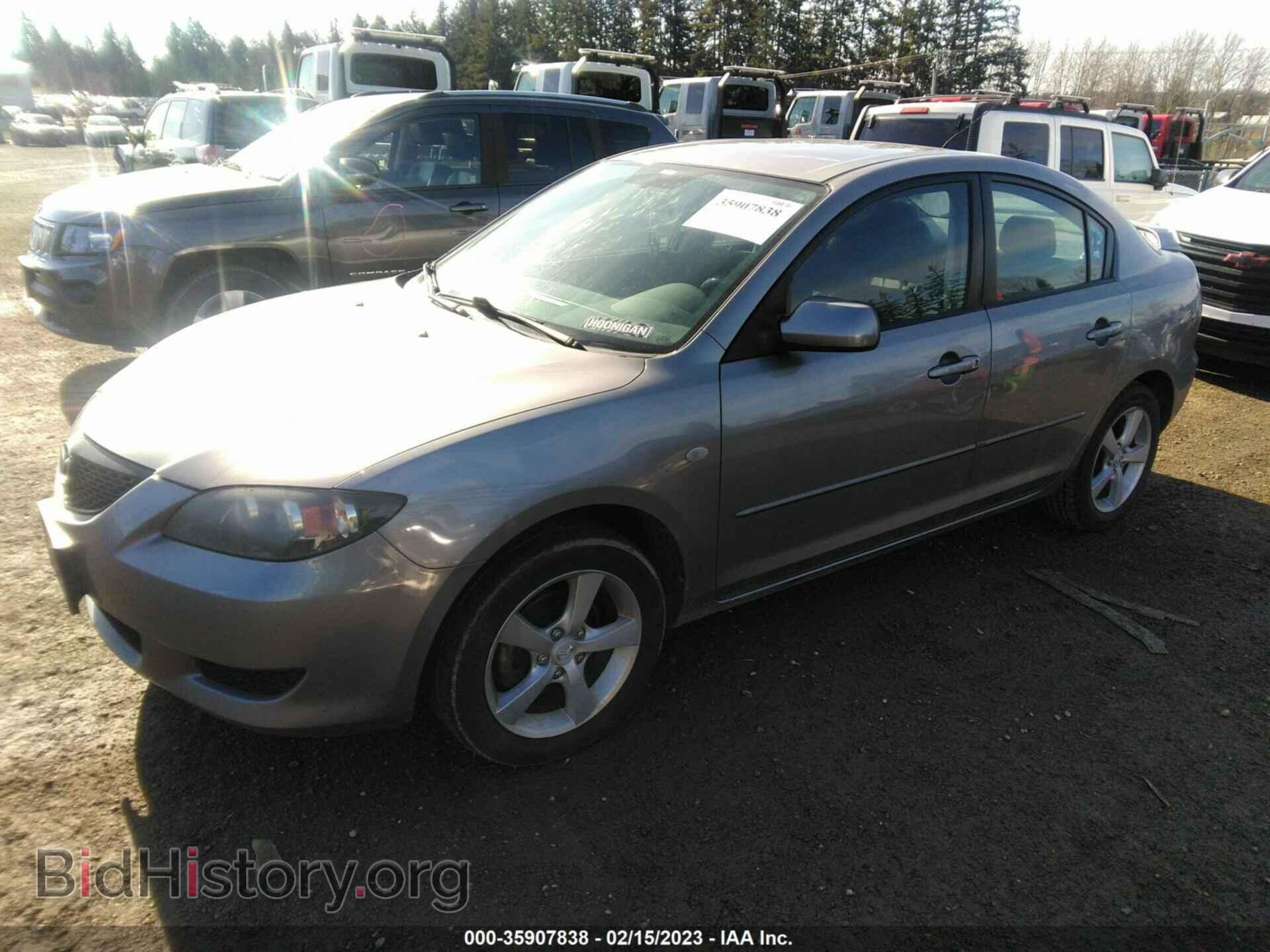 2006 MAZDA MAZDA3 - VIN: JM1BK12FX61425514 - Фото 2