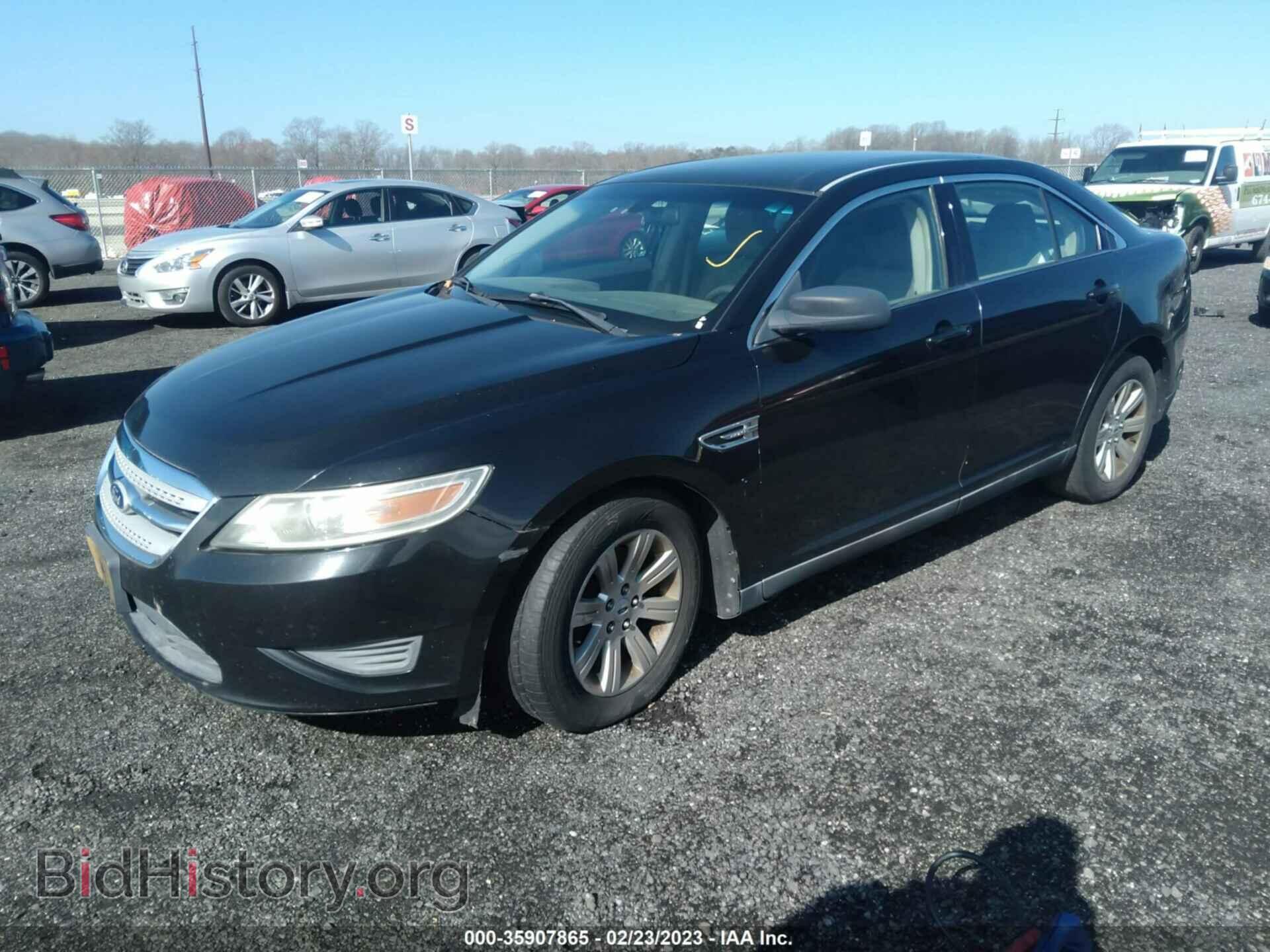 2010 FORD TAURUS - VIN: 1FAHP2DW9AG165553 - Фото 2
