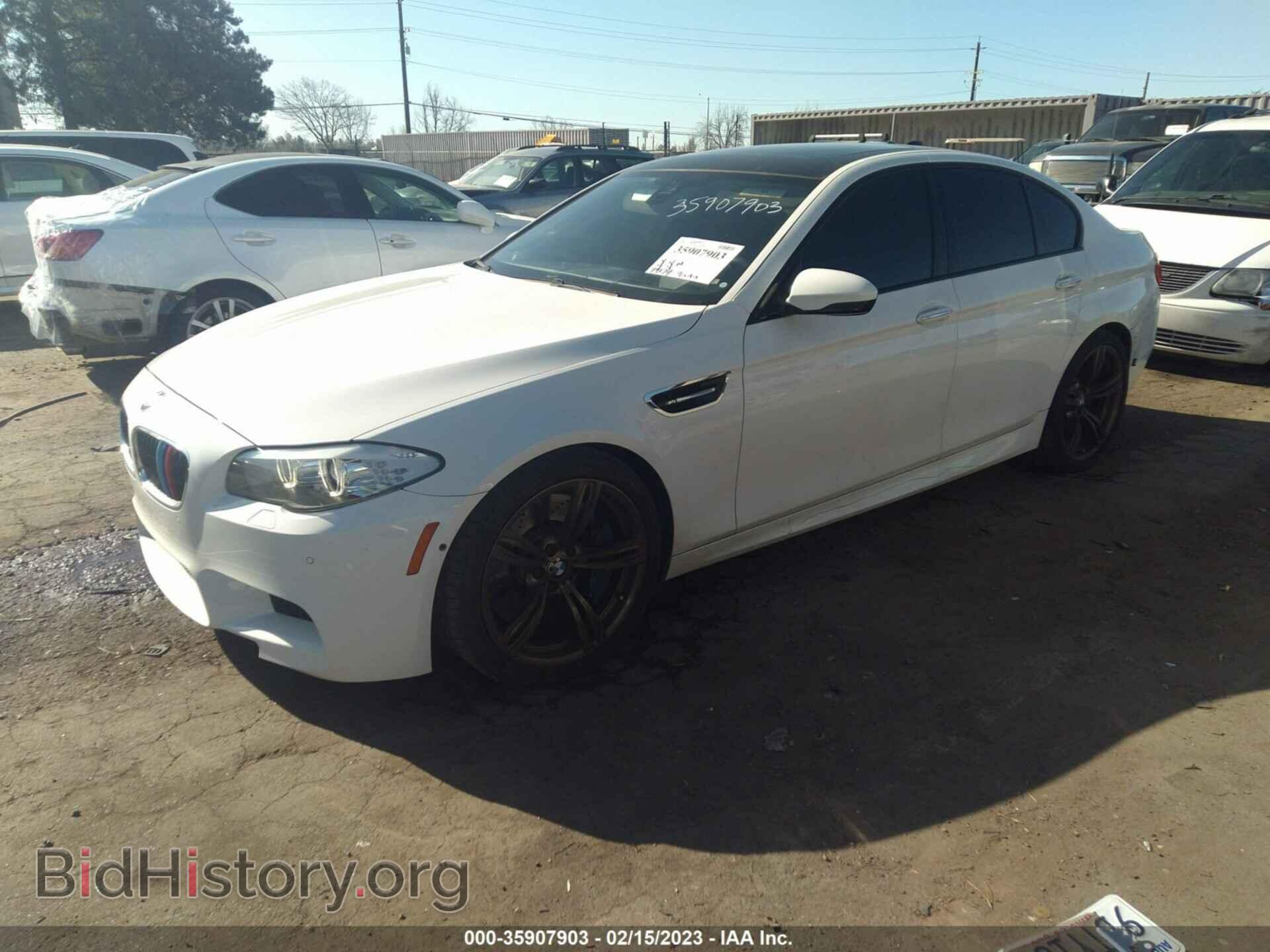 2013 BMW M5 - VIN: WBSFV9C5XDC773790 - Фото 2
