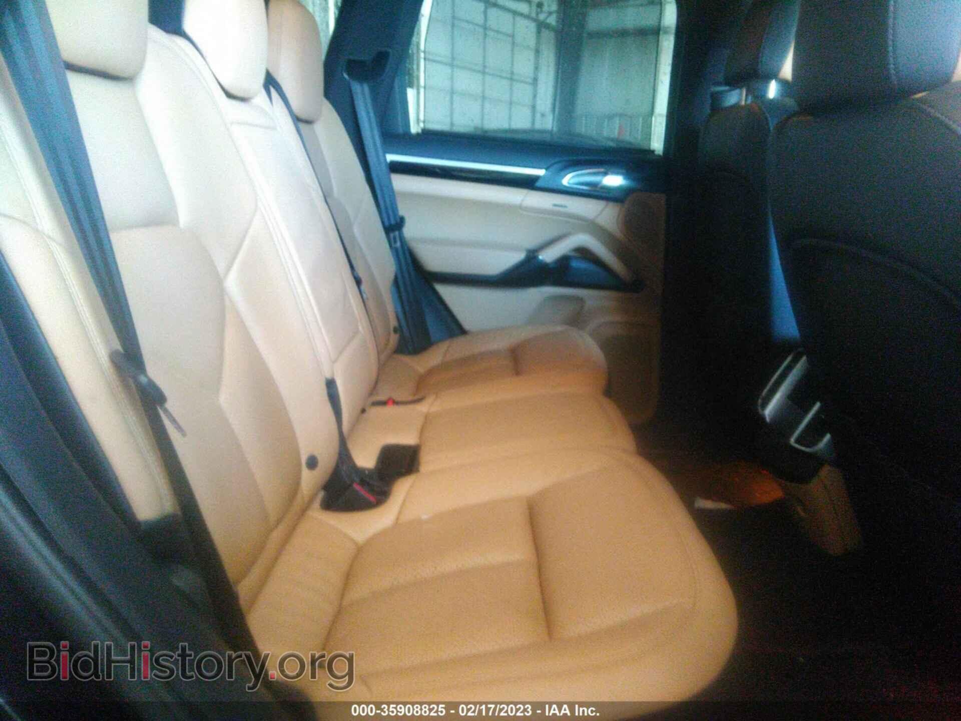 2016 PORSCHE CAYENNE - VIN: WP1AA2A24GLA09238 - Фото 8