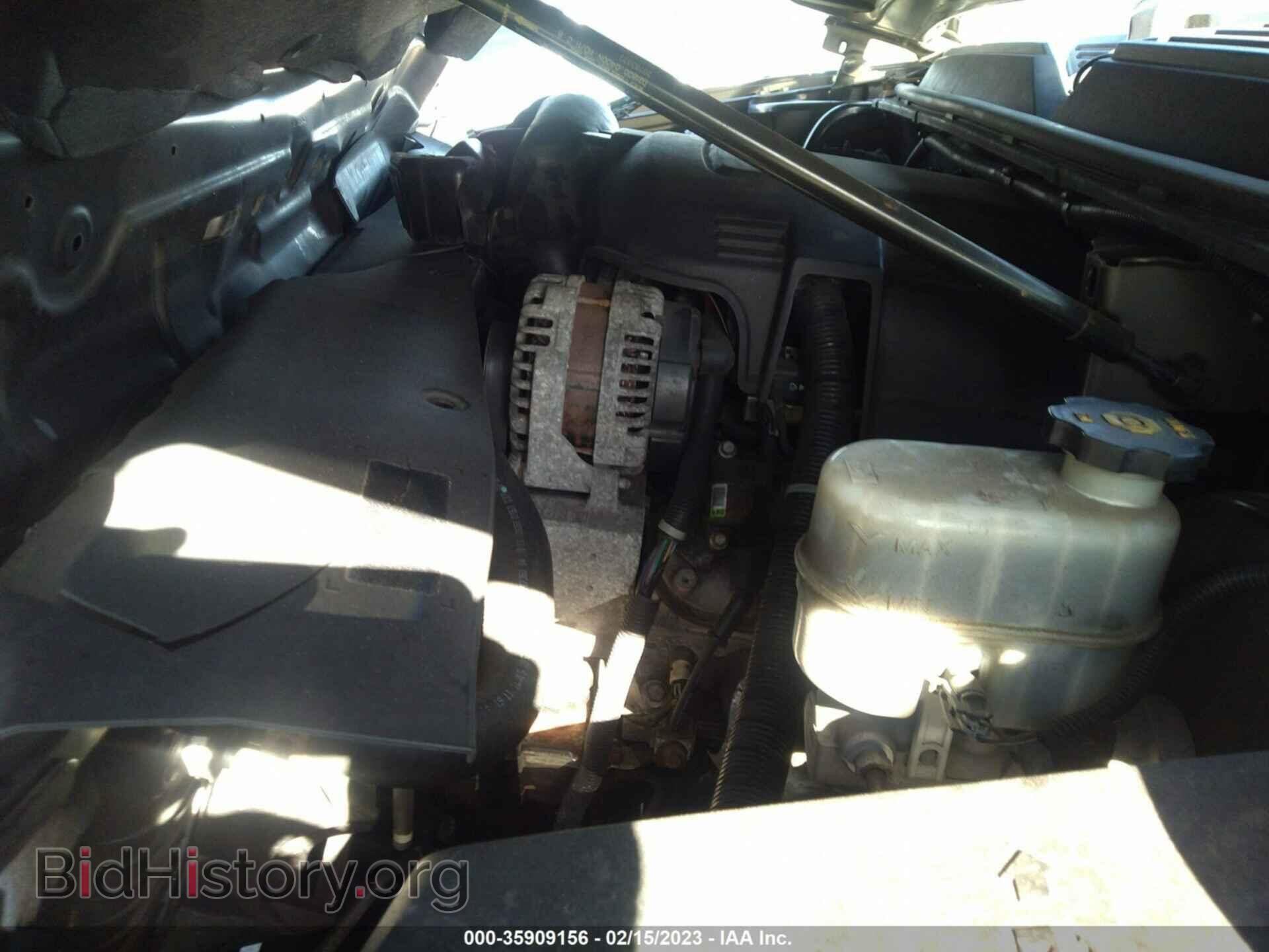 2011 CADILLAC ESCALADE - VIN: 1GYS4BEF2BR332374 - Фото 10