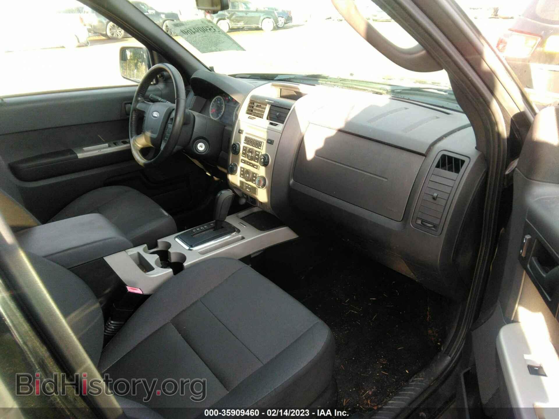 2011 FORD ESCAPE - VIN: 1FMCU9DG2BKA07483 - Фото 5