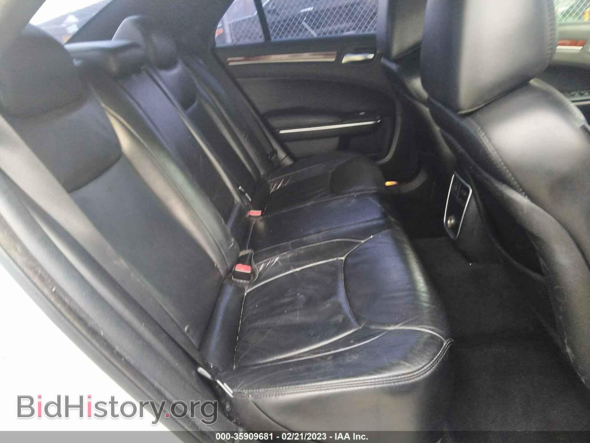 2013 CHRYSLER 300 - VIN: 2C3CCAAG6DH698996 - Фото 8
