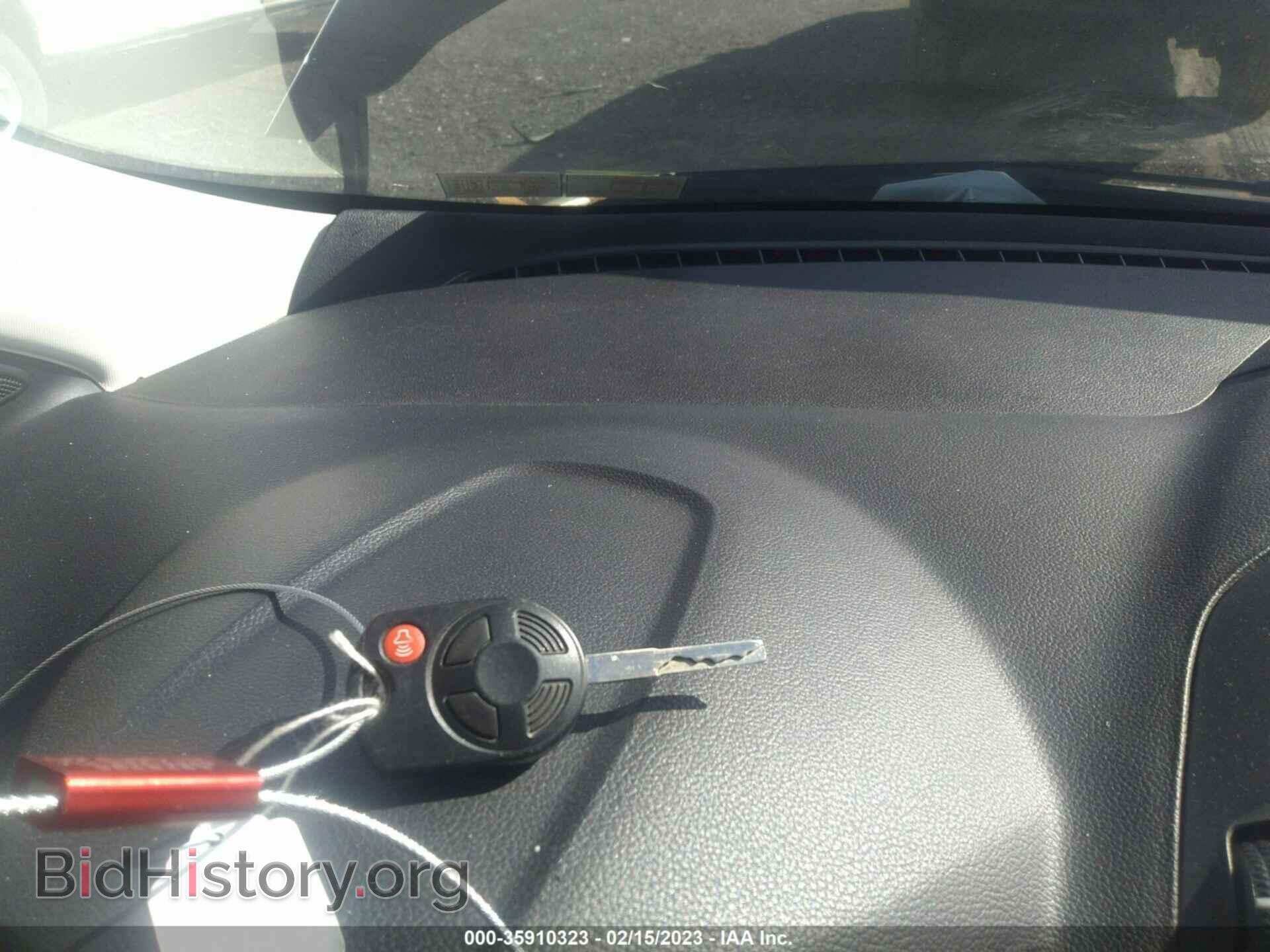 2015 FORD ESCAPE - VIN: 1FMCU0F74FUC00608 - Фото 11