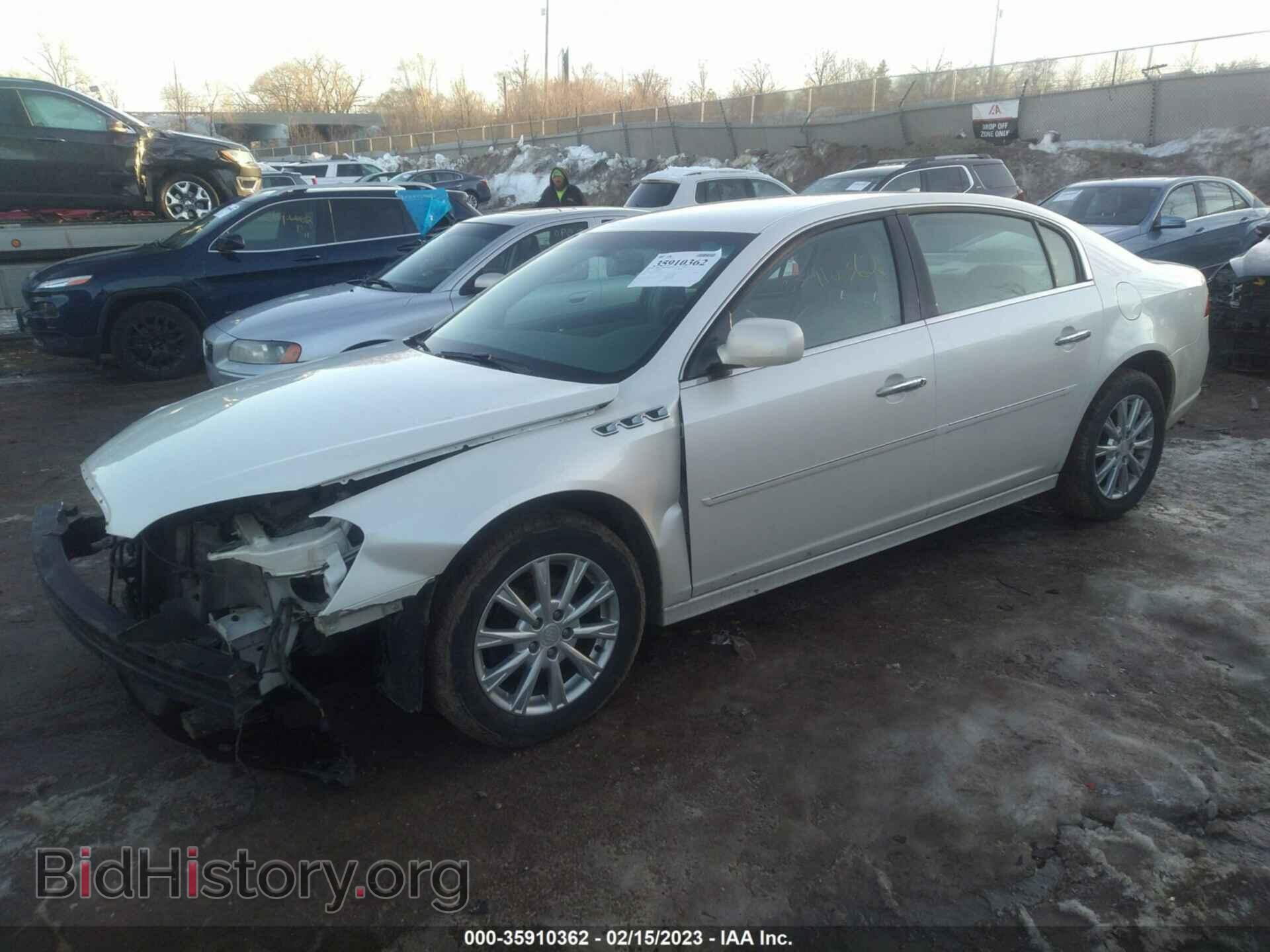 2011 BUICK LUCERNE - VIN: 1G4HC5EM0BU101226 - Фото 2