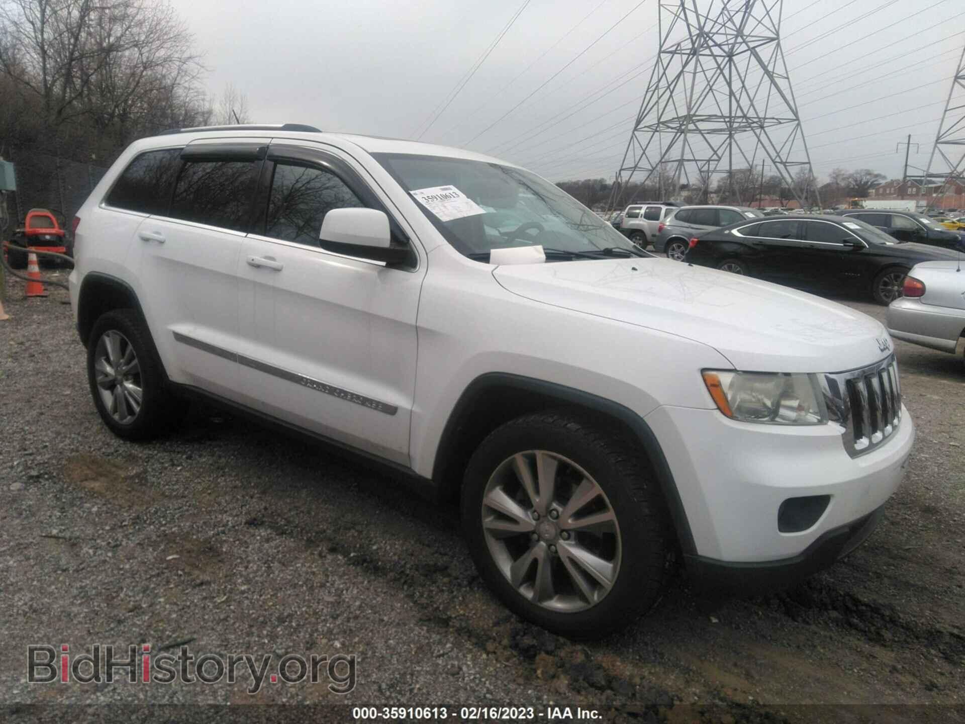 Photo 1C4RJFAT2DC511357 - JEEP GRAND CHEROKEE 2013