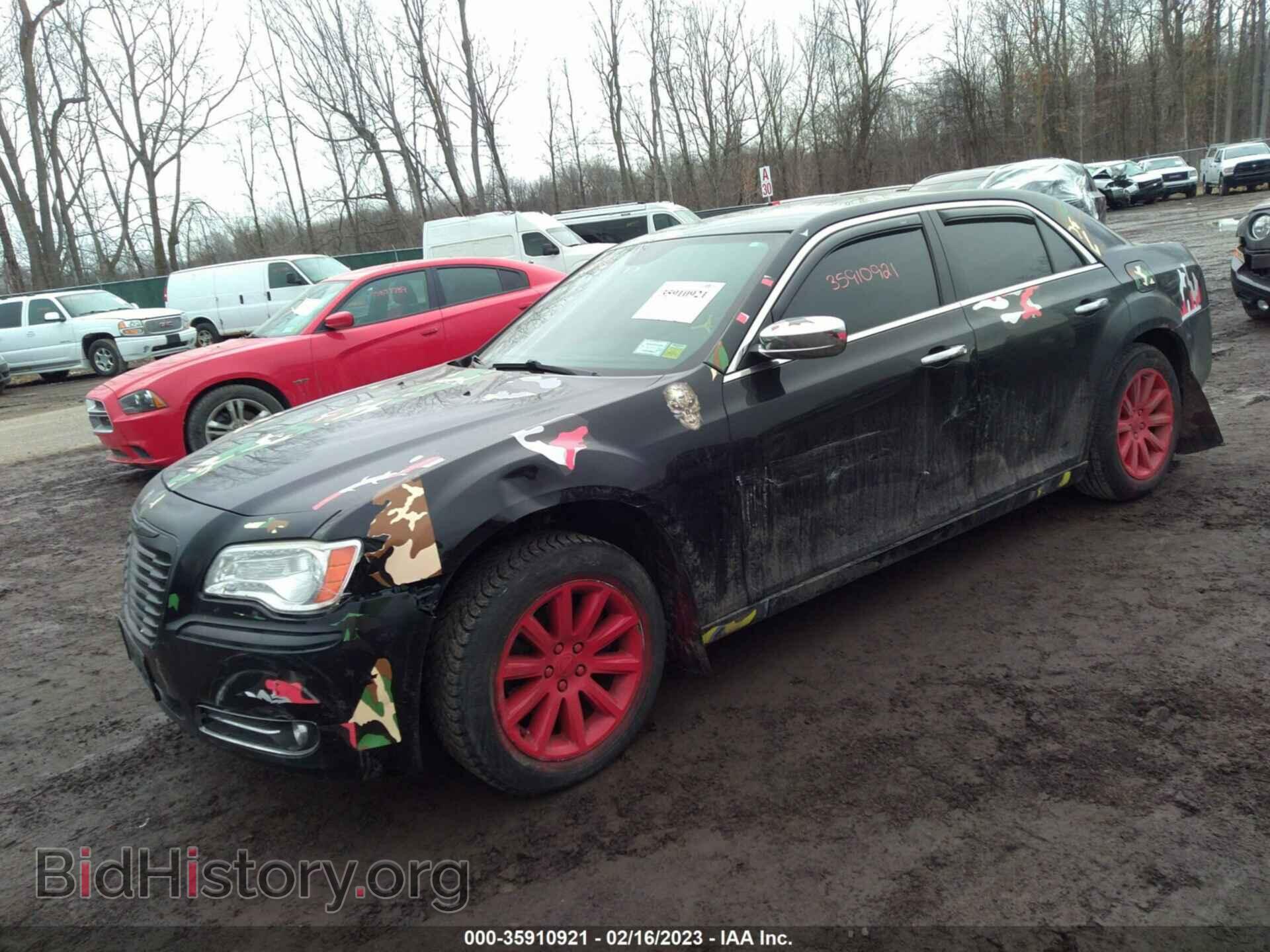 2012 CHRYSLER 300 - VIN: 2C3CCACG0CH212694 - Фото 2