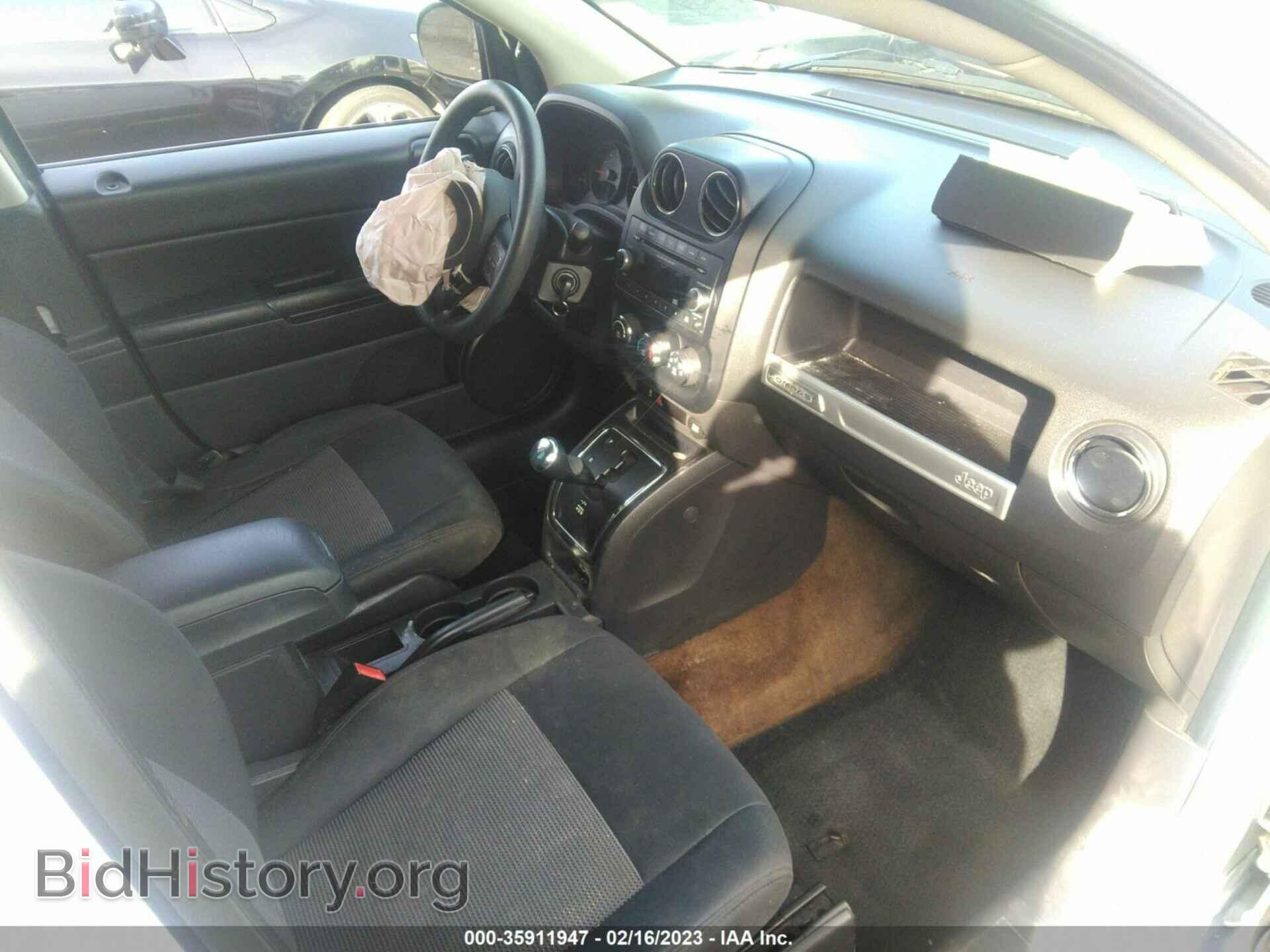 2014 JEEP COMPASS - VIN: 1C4NJCBAXED524007 - Фото 5