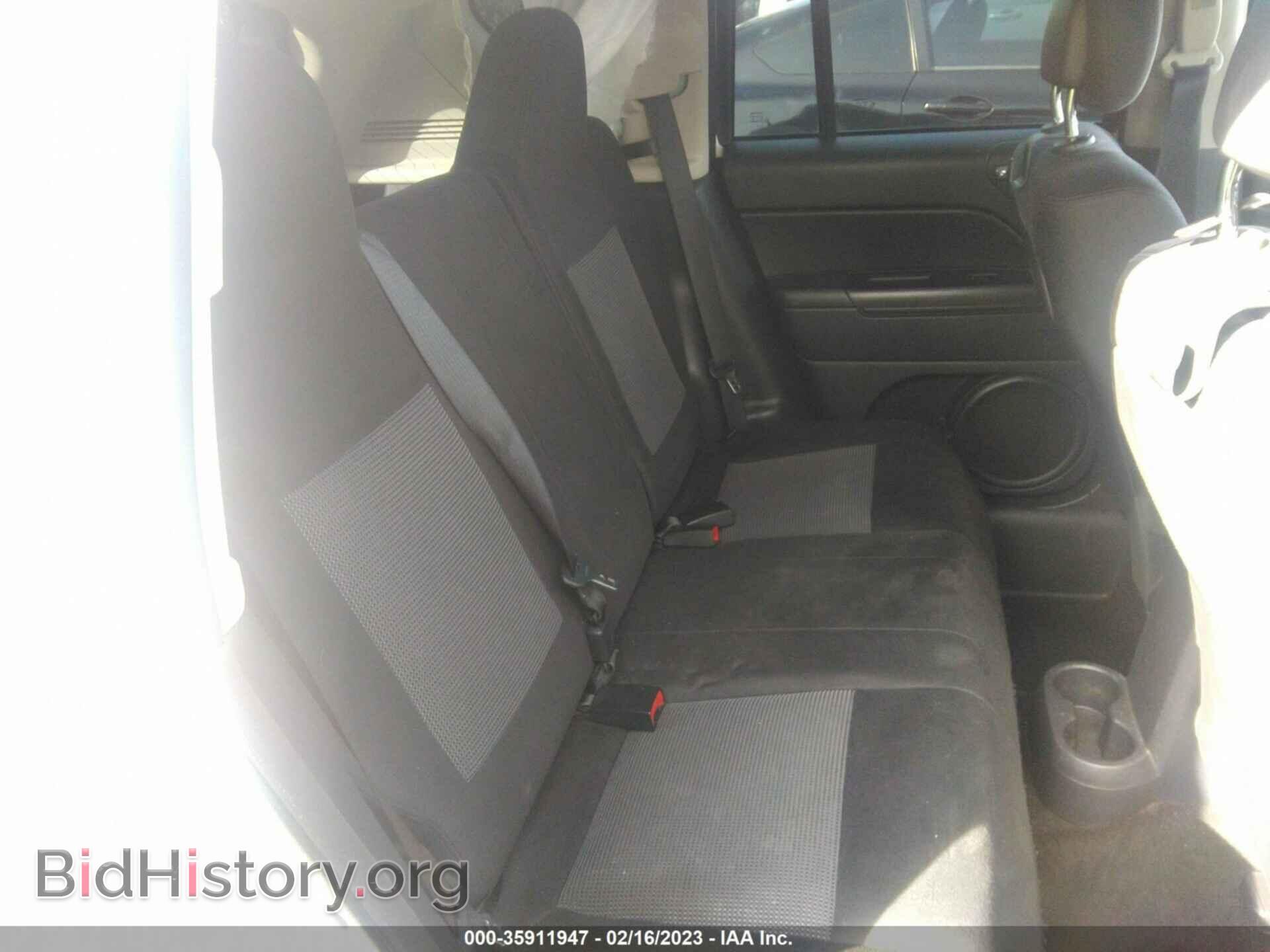 2014 JEEP COMPASS - VIN: 1C4NJCBAXED524007 - Фото 8