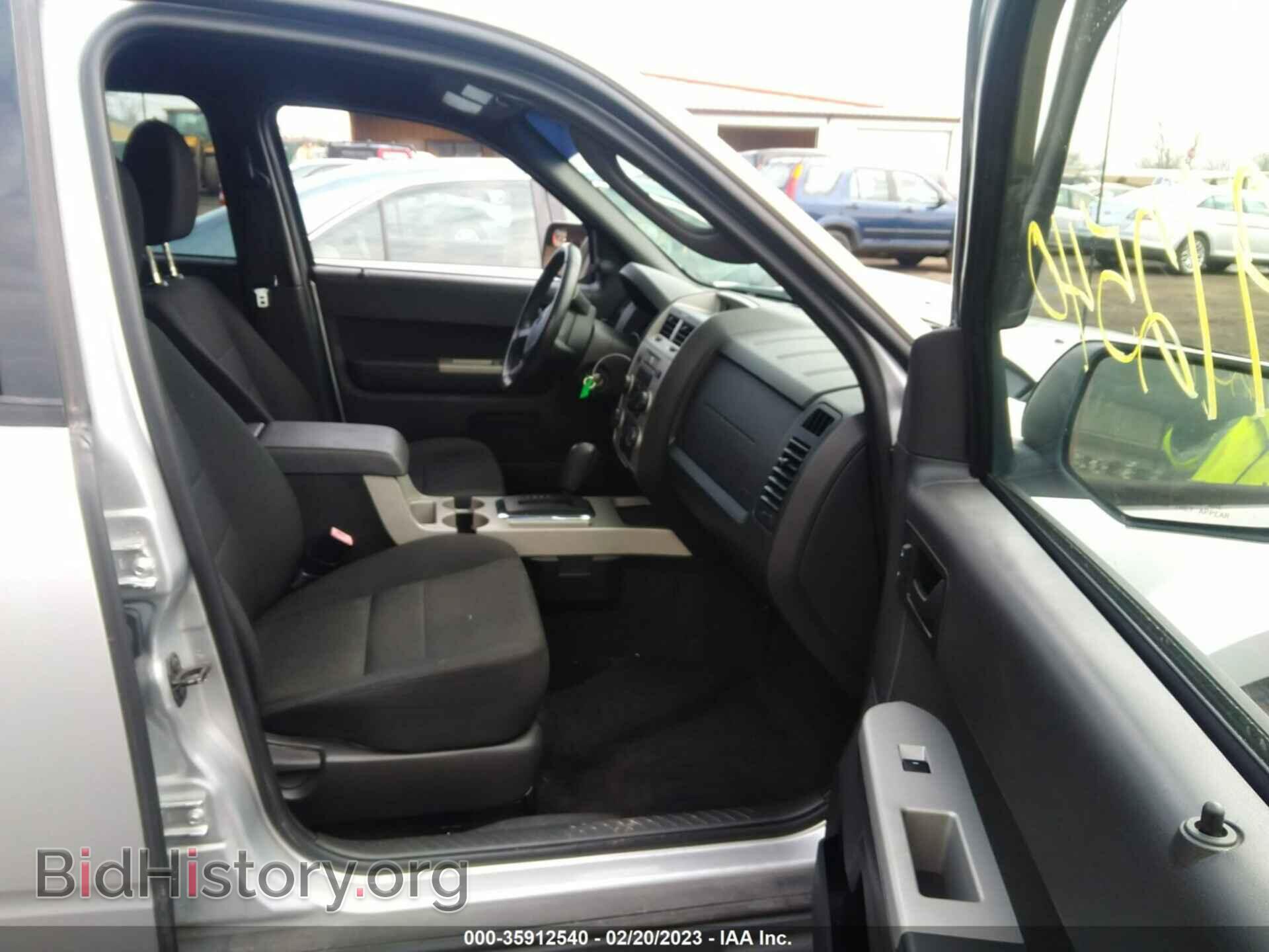 2010 FORD ESCAPE - VIN: 1FMCU0DG0AKA08321 - Фото 5