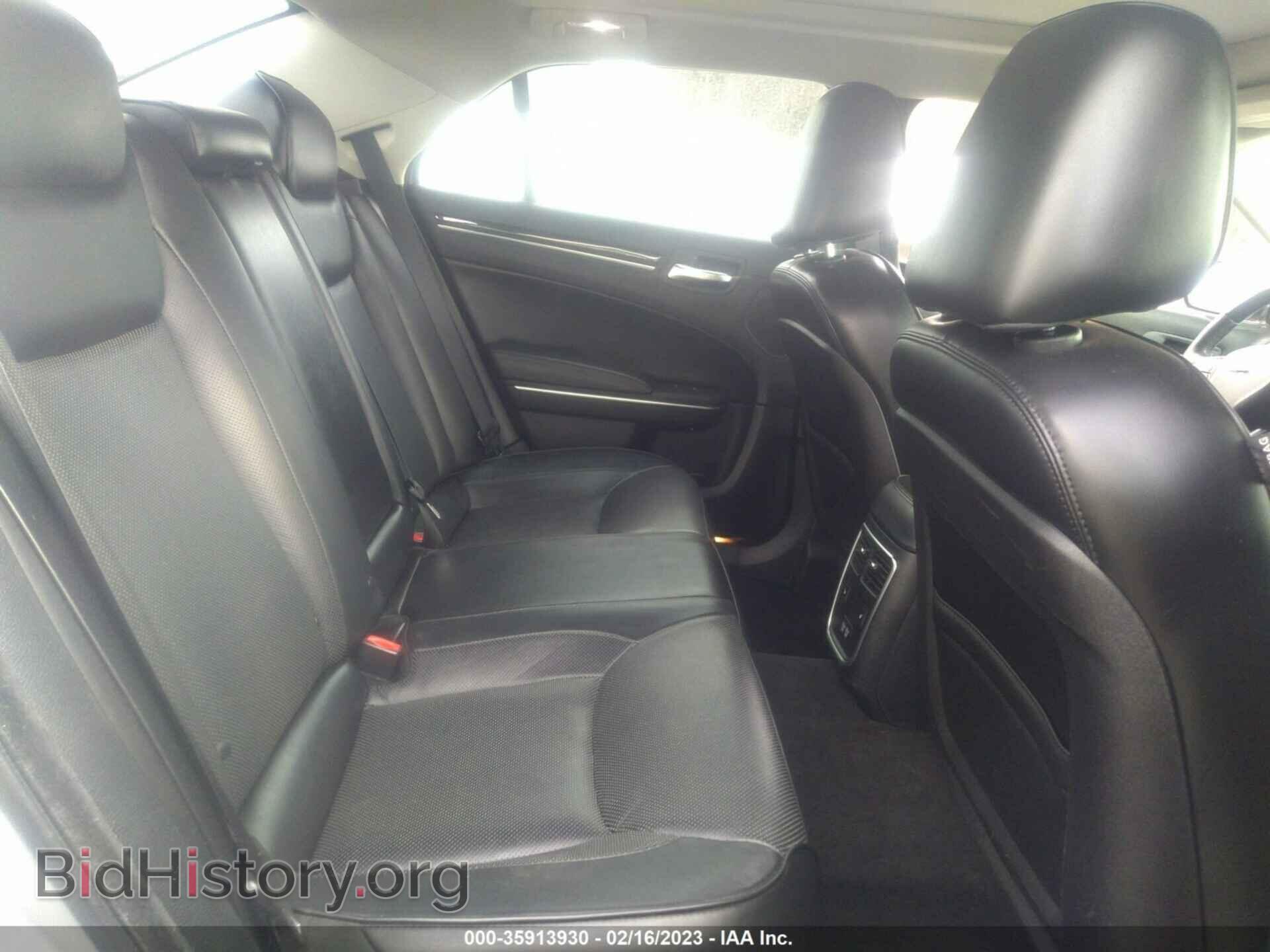 2017 CHRYSLER 300 - VIN: 2C3CCAEG9HH576830 - Photo 8