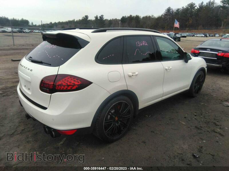2012 Porsche CAYENNE (VIN WP1AC2A25CLA80243) — photo 4 of 11