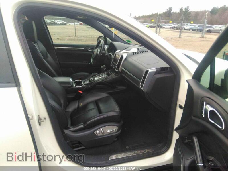 2012 Porsche CAYENNE (VIN WP1AC2A25CLA80243) — photo 5 of 11