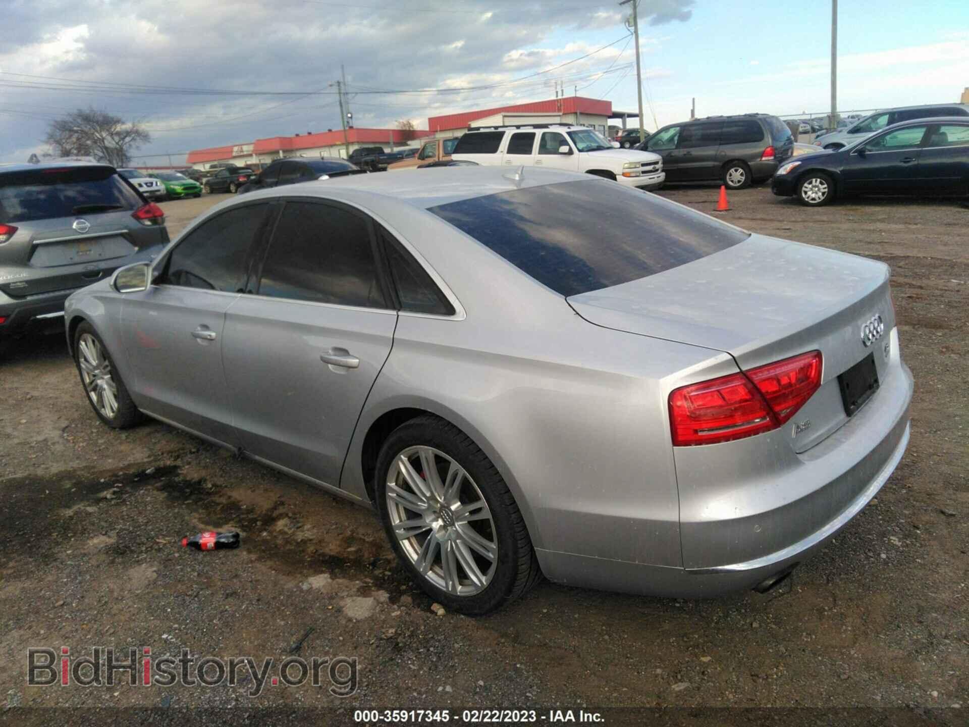 2011 AUDI A8 - VIN: WAUAVAFD2BN024079 - Фото 3