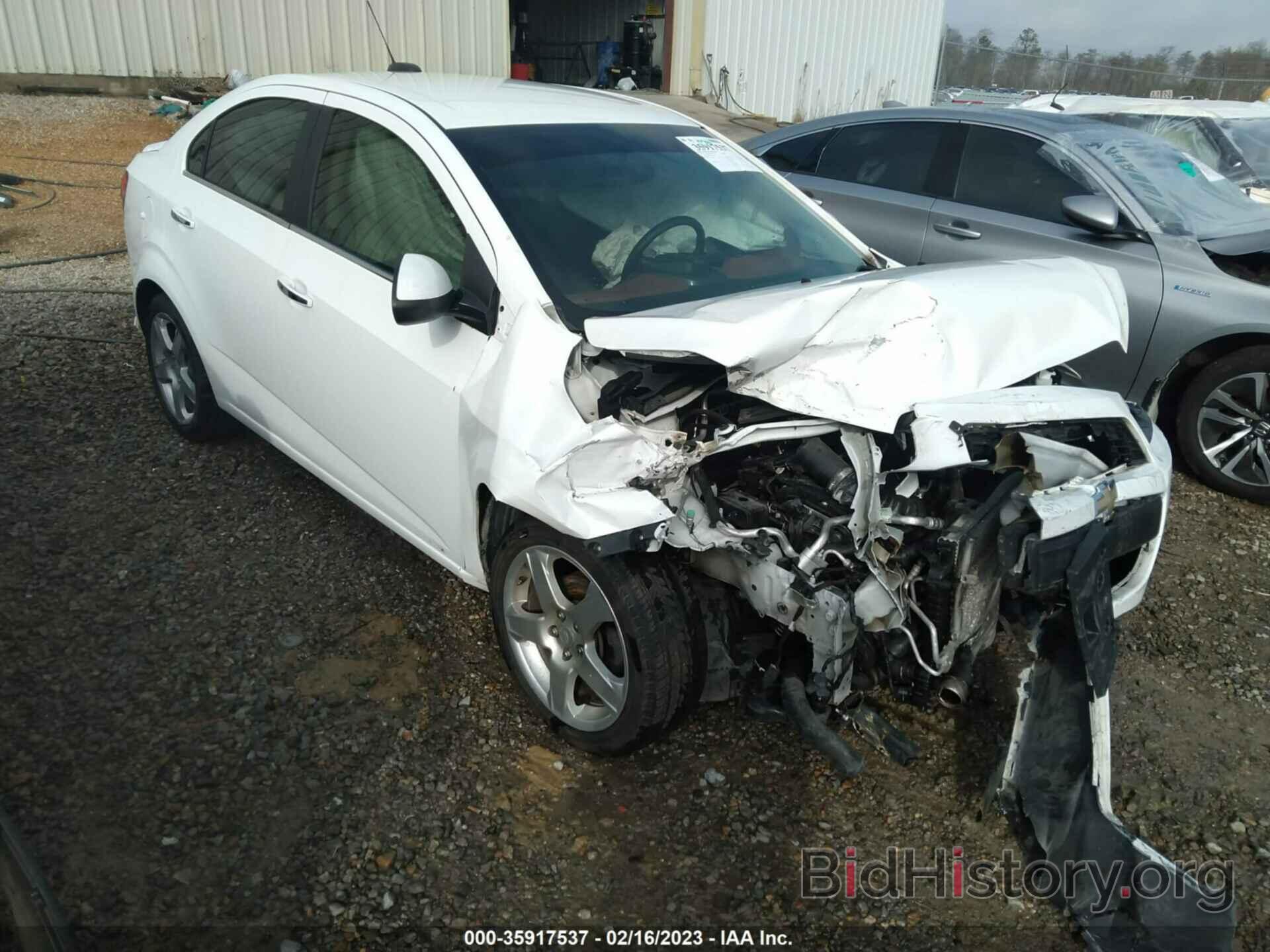 Photo 1G1JE5SB5F4200108 - CHEVROLET SONIC 2015