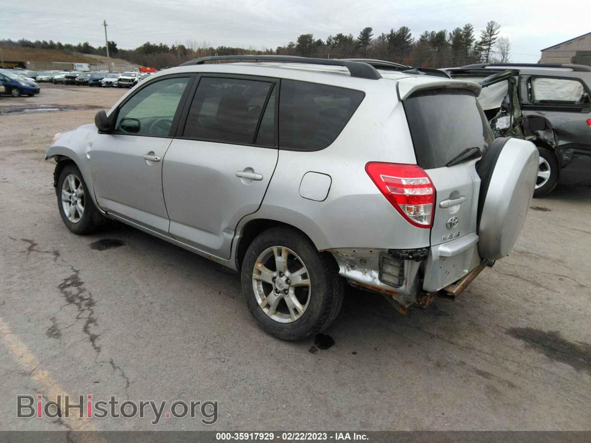 2011 TOYOTA RAV4 - VIN: 2T3BF4DV8BW156774 - Фото 3