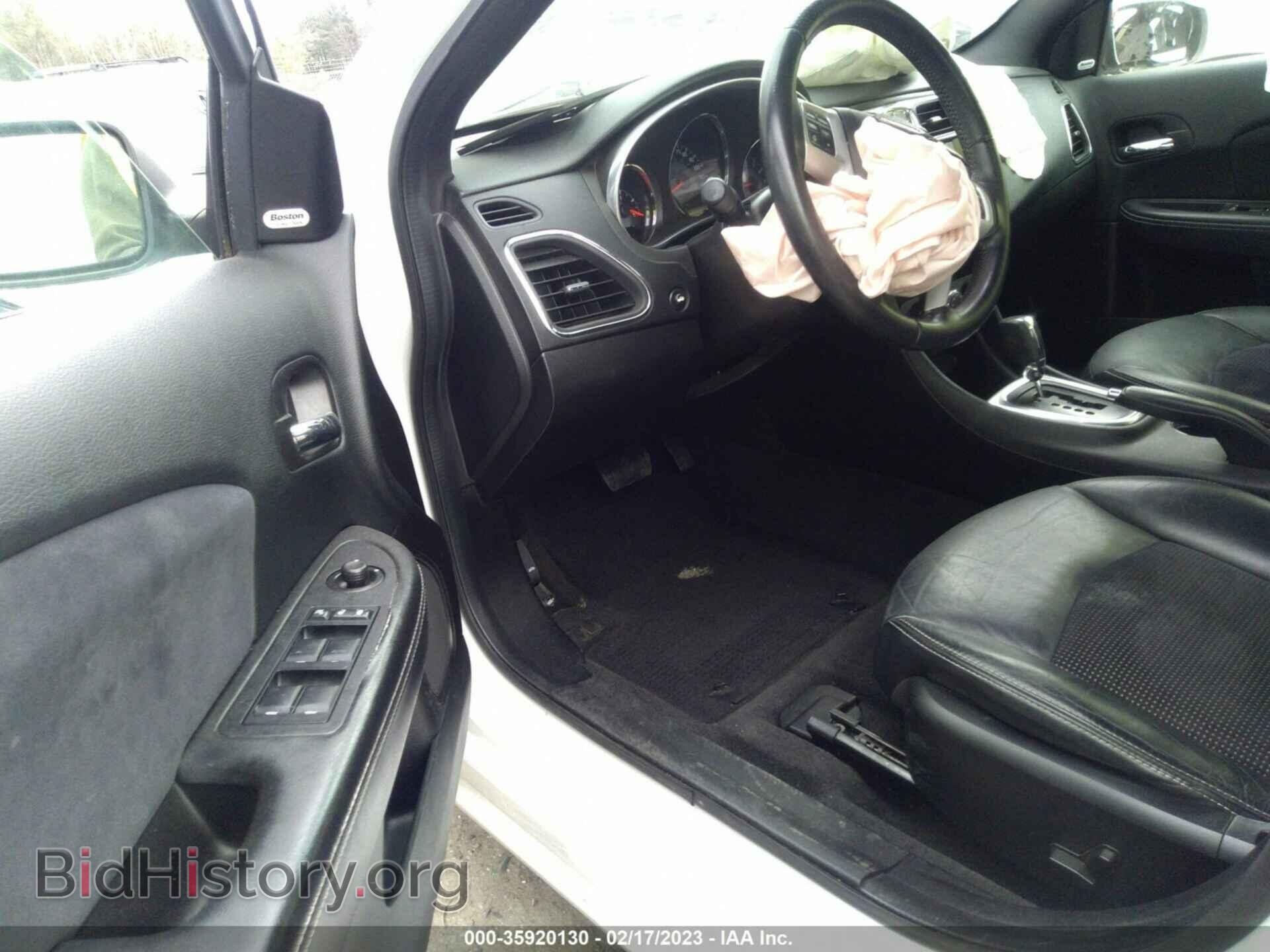 2013 CHRYSLER 200 - VIN: 1C3CCBCG5DN744943 - Фото 5
