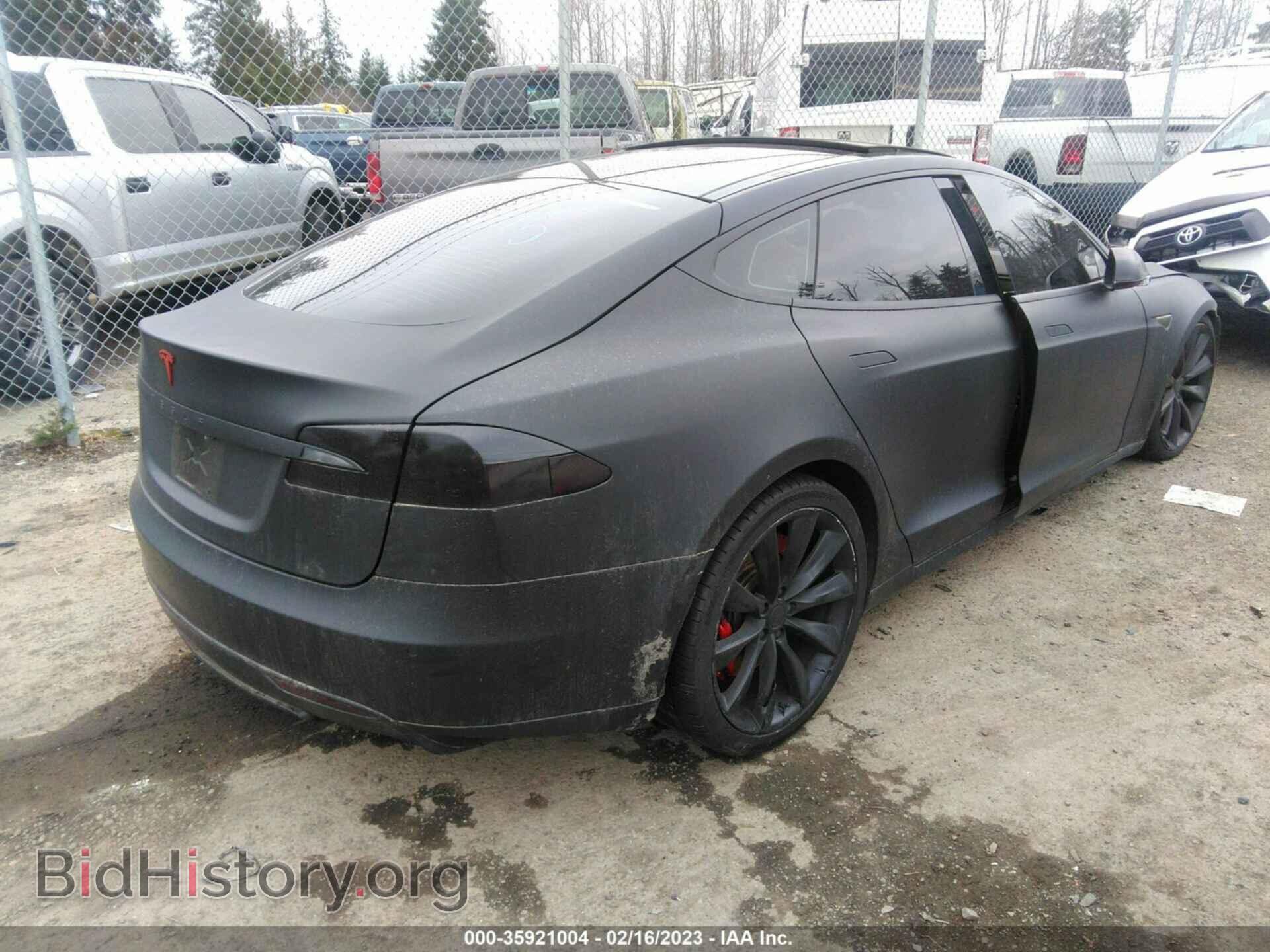 2014 TESLA MODEL S - VIN: 5YJSA1H11EFP50525 - Фото 4