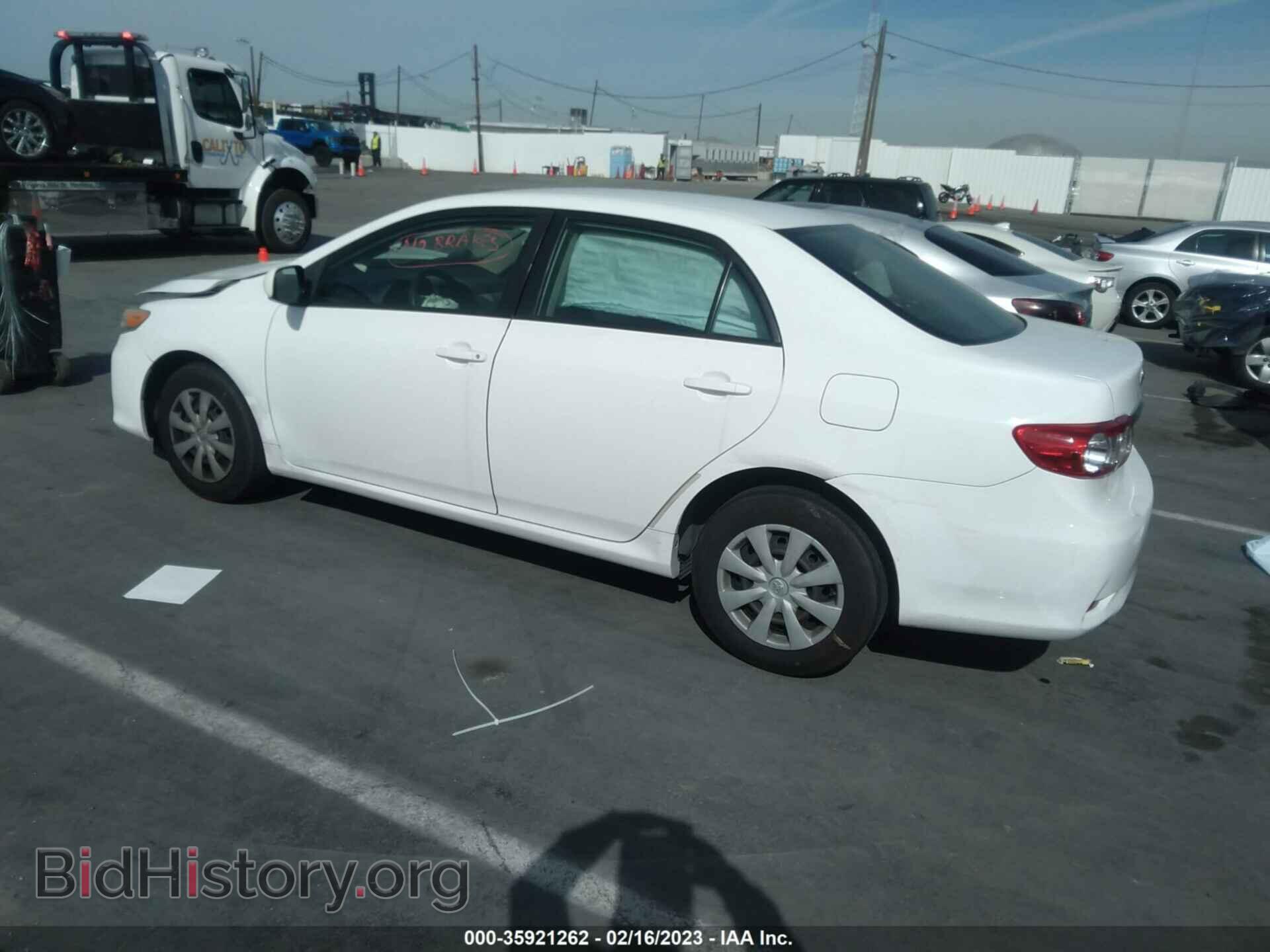 2011 TOYOTA COROLLA - VIN: JTDBU4EE8B9123732 - Фото 3
