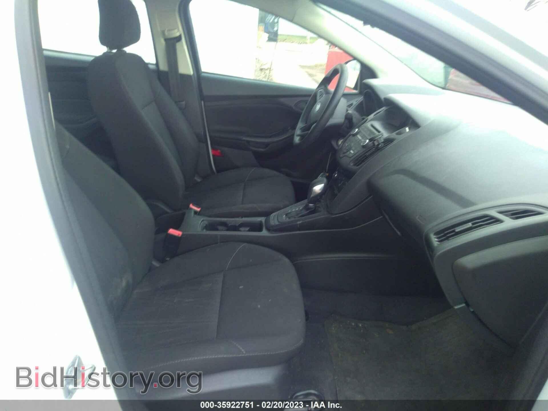 2016 FORD FOCUS - VIN: 1FADP3E24GL261803 - Фото 5