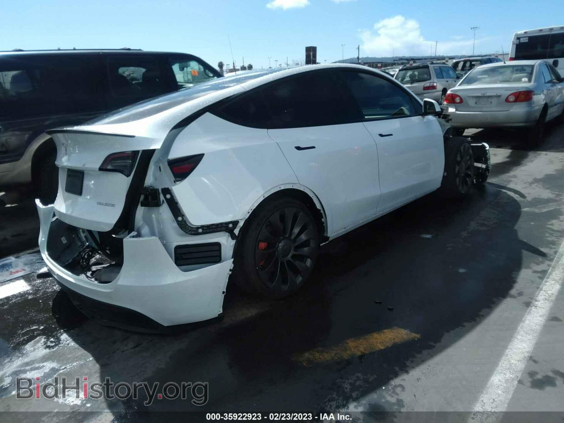 2022 TESLA MODEL Y - VIN: 7SAYGDEFXNF517577 - Фото 4