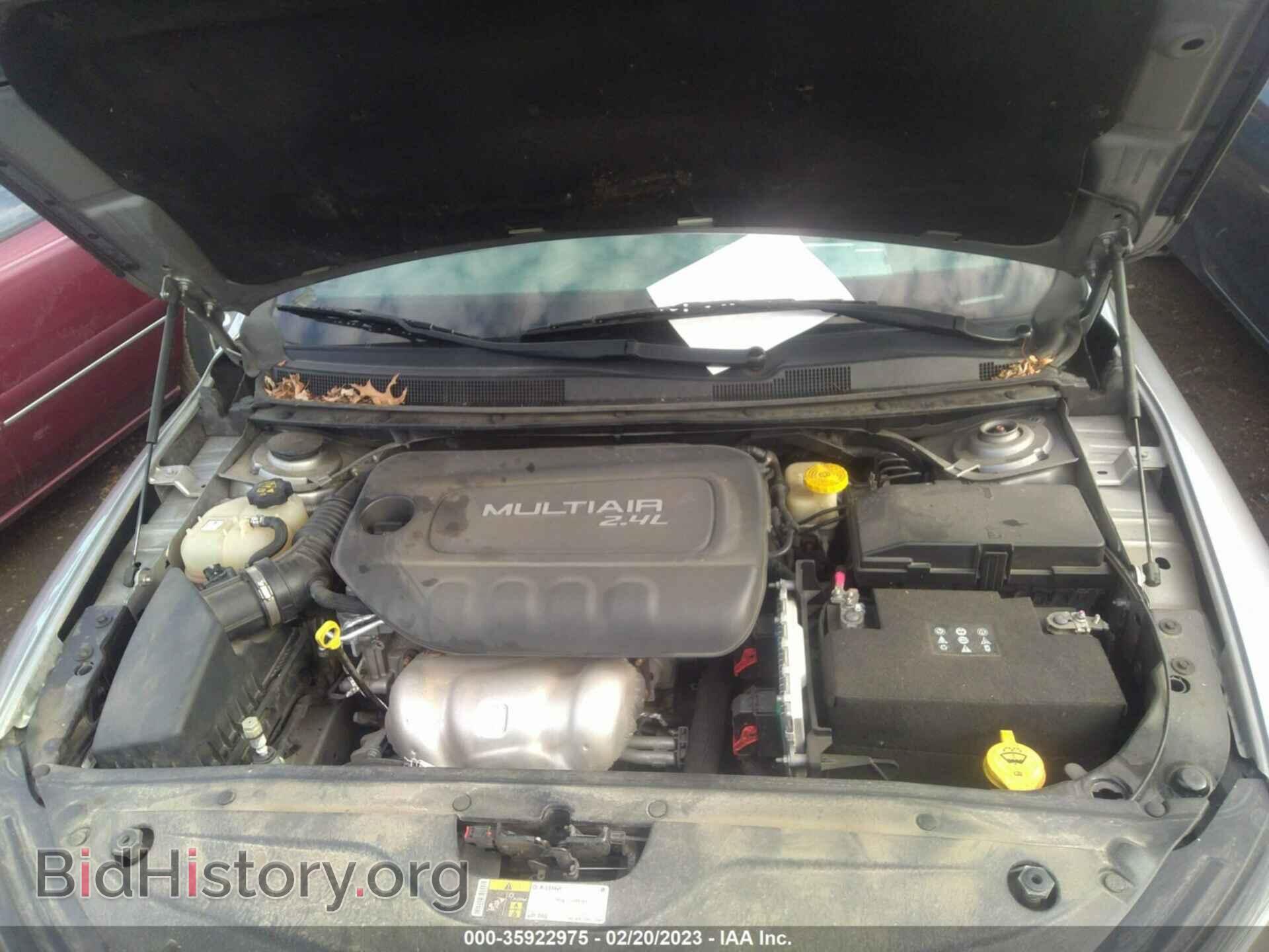 2015 CHRYSLER 200 - VIN: 1C3CCCBB3FN759942 - Фото 10