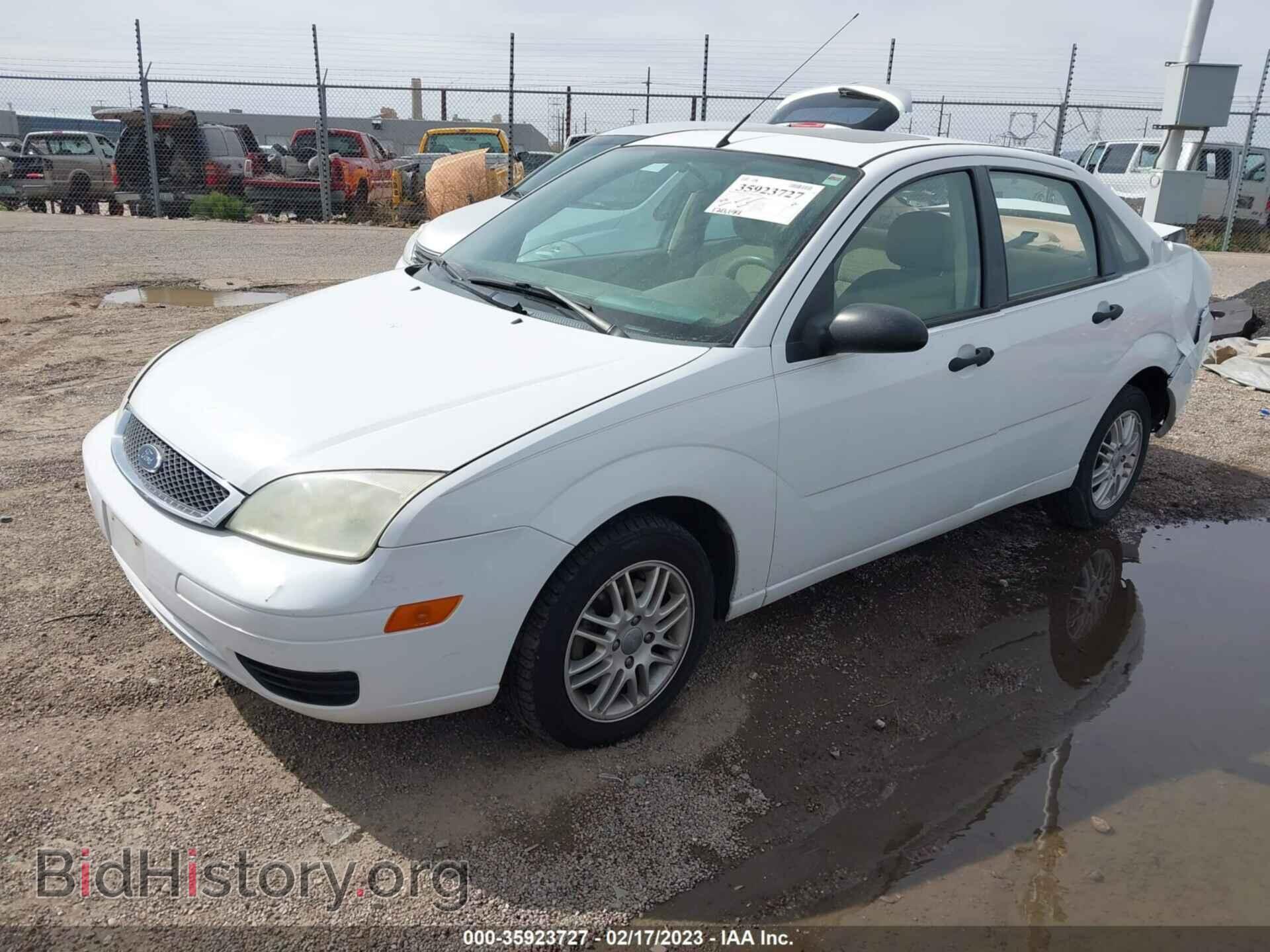 2006 FORD FOCUS - VIN: 1FAFP34N56W111586 - Фото 2