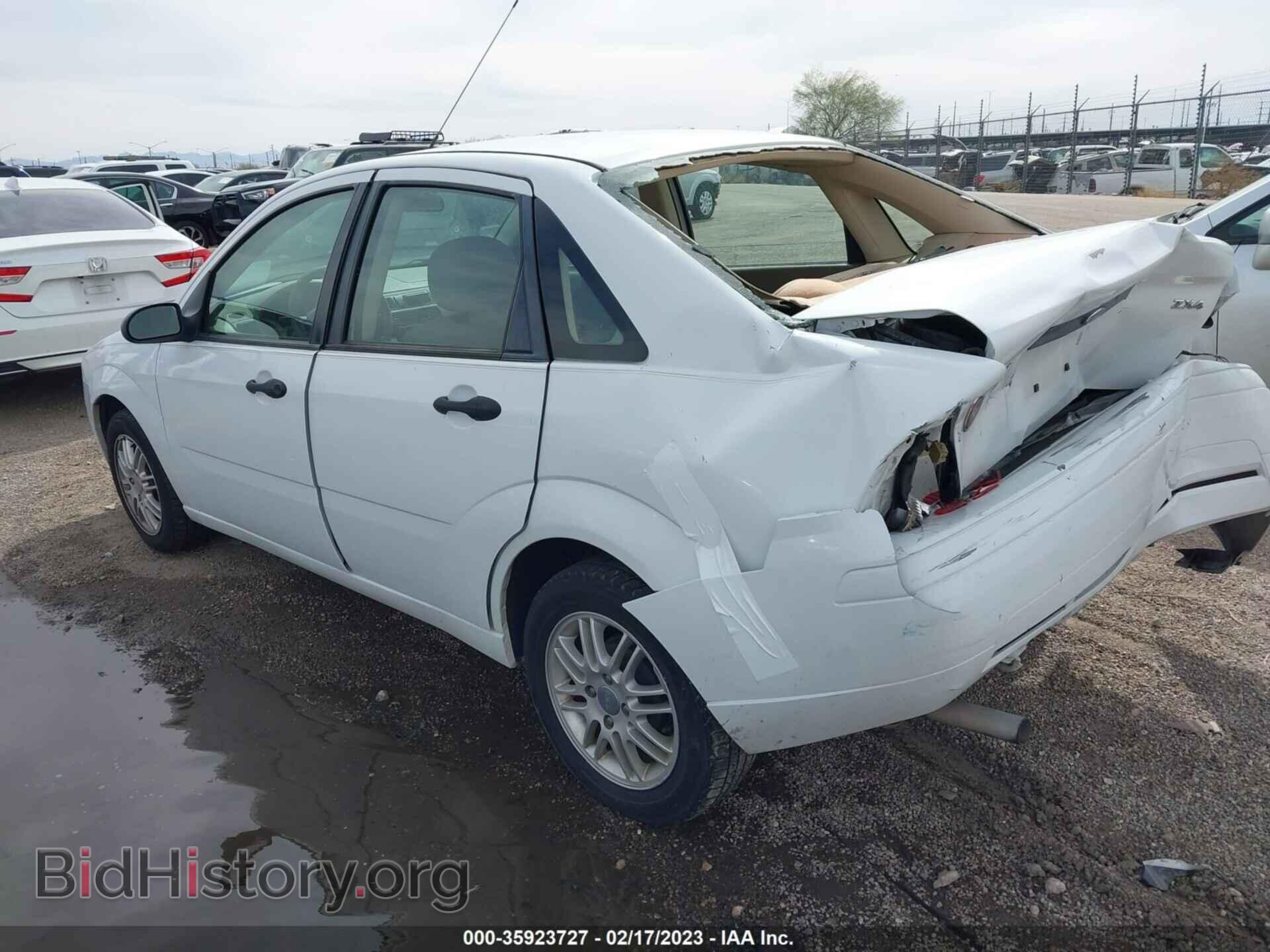 2006 FORD FOCUS - VIN: 1FAFP34N56W111586 - Фото 3