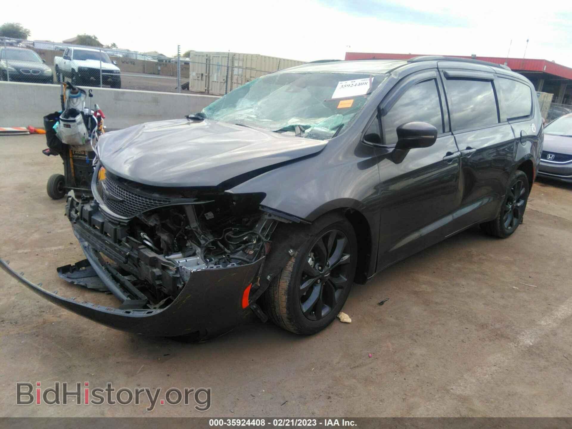 2019 CHRYSLER PACIFICA - VIN: 2C4RC1GG4KR569191 - Фото 2